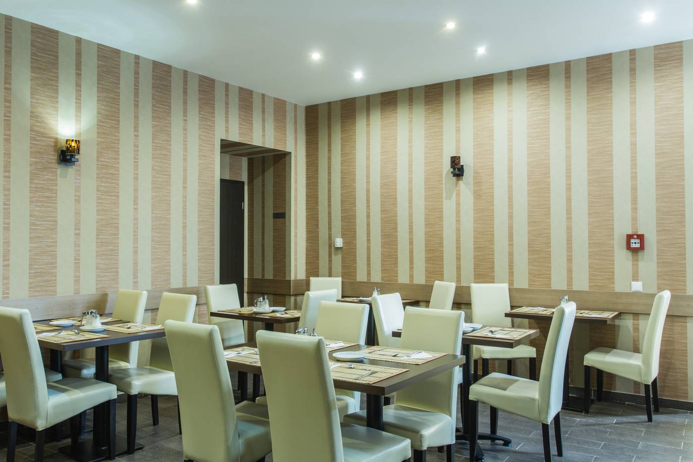 Central-Hotel-21-Restaurant-29