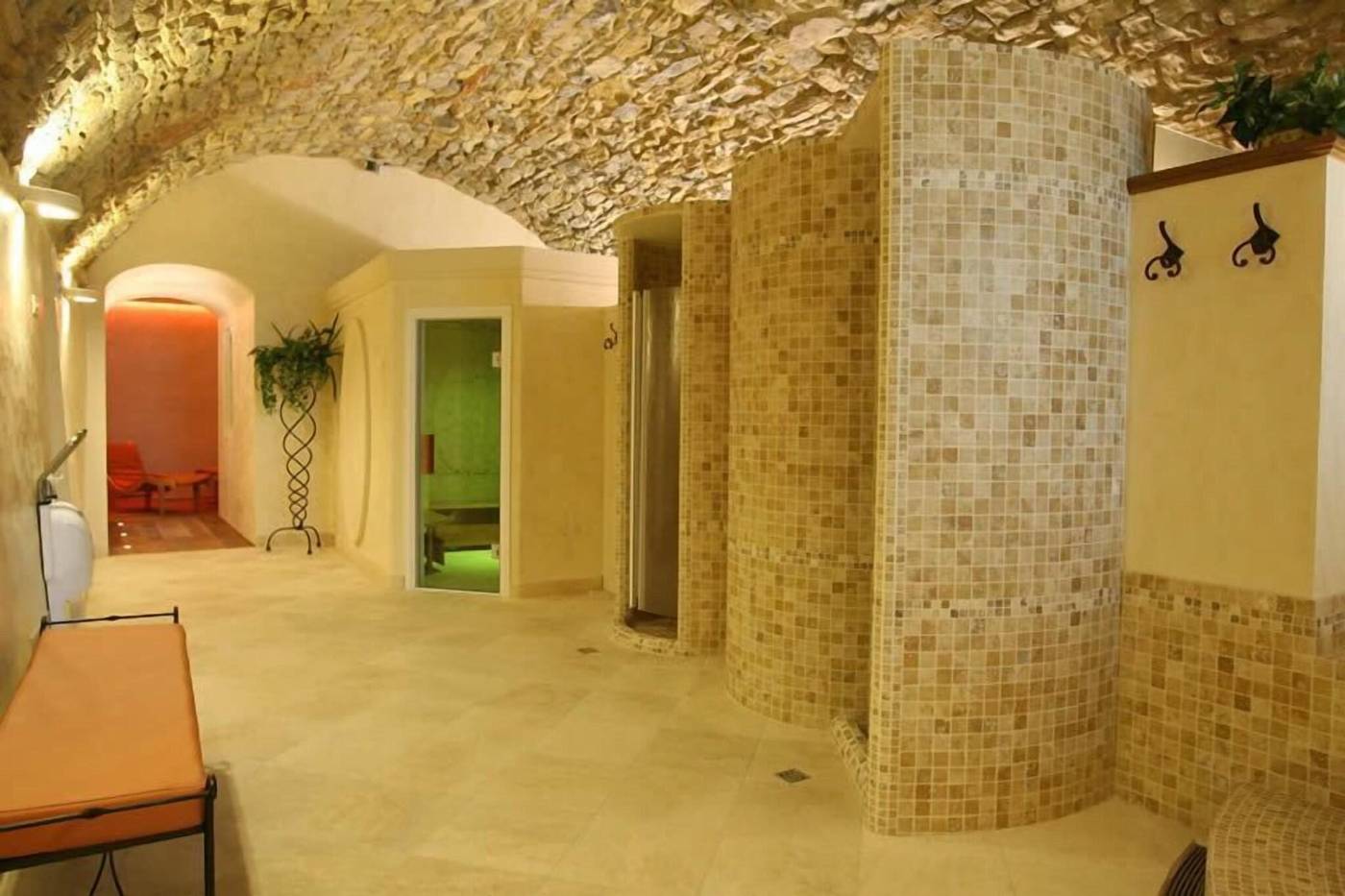 Palazzo-Squarcialupi-Sports-and-Entertainment-23