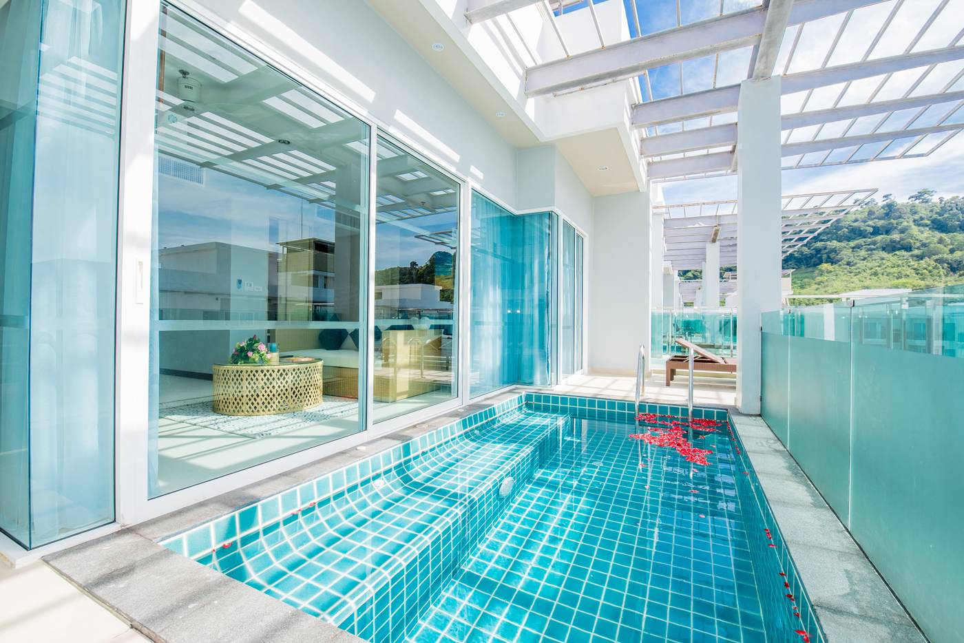 Fishermen-s-Harbour-Urban-Resort-Room-35