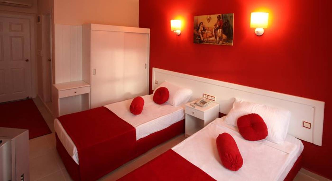 Destina-Hotel-Room-12