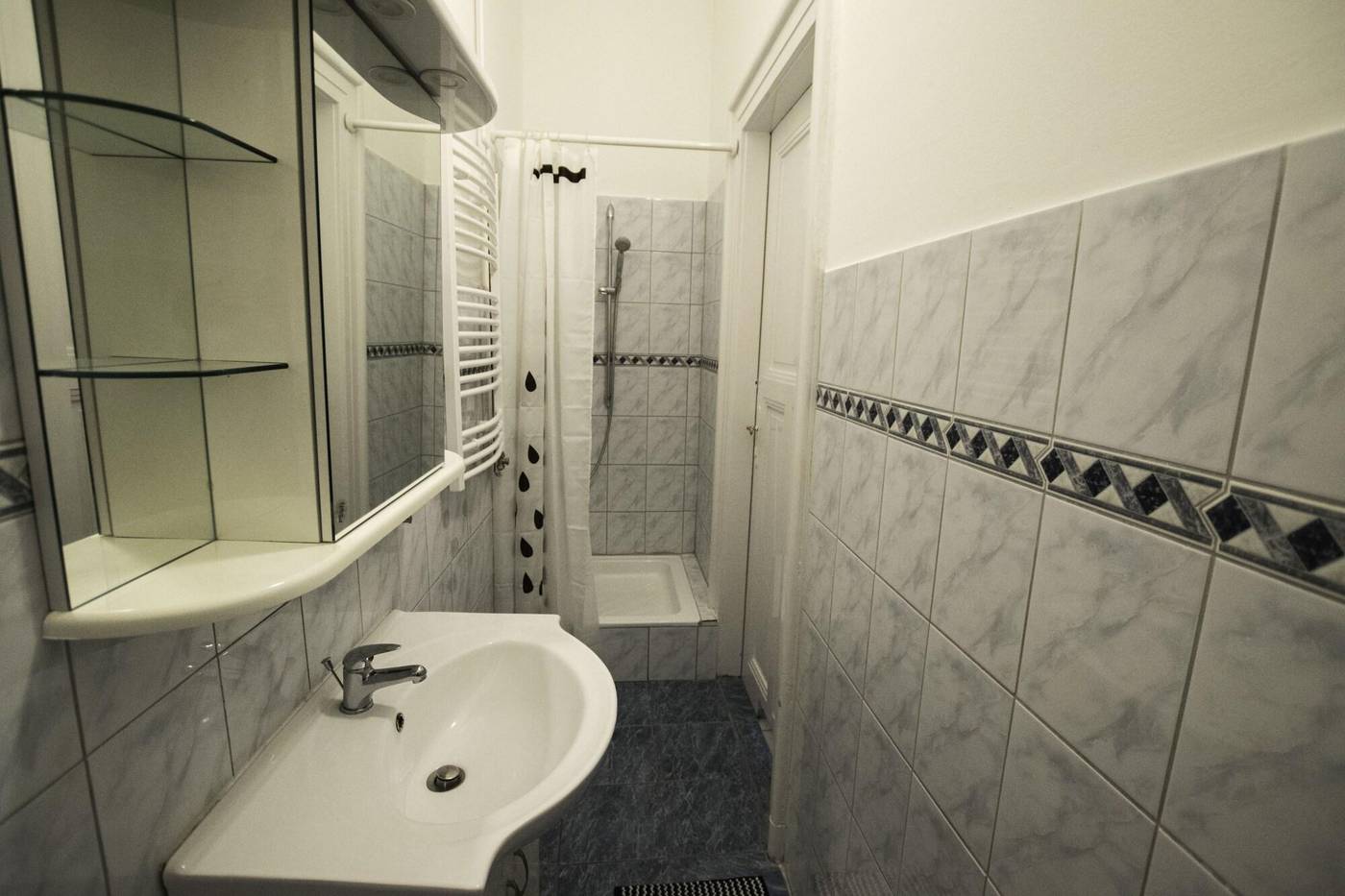 Baroque-Hostel-Budapest-Room-57