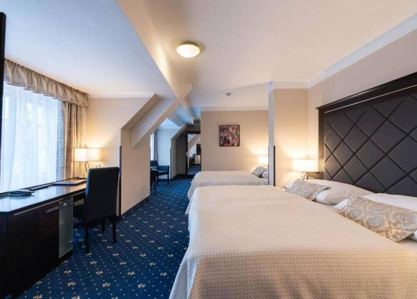 Pytloun-Old-Armoury-Hotel-Prague-Room-19