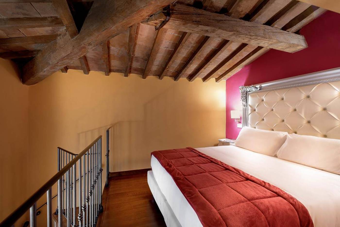 Residenza-Conte-di-Cavour-Luxury-Rooftop-Room-8