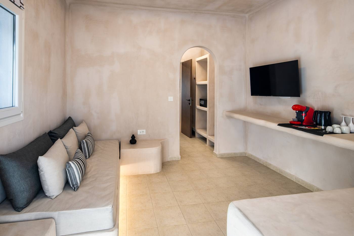 Aelia-Luxury-Suites-Room-33