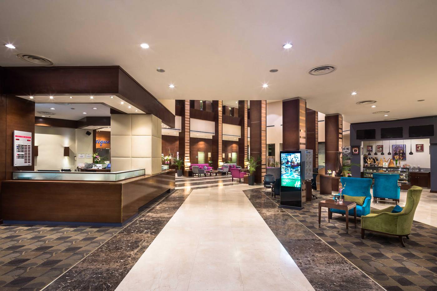 Holiday Inn Al Qasr-Saudi Arabia-RIYADH-General view-6