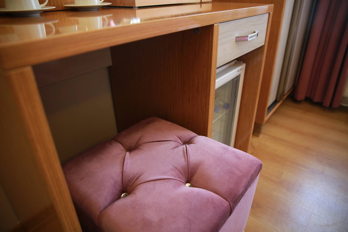 Black-Pearl-Hotel-Room-16