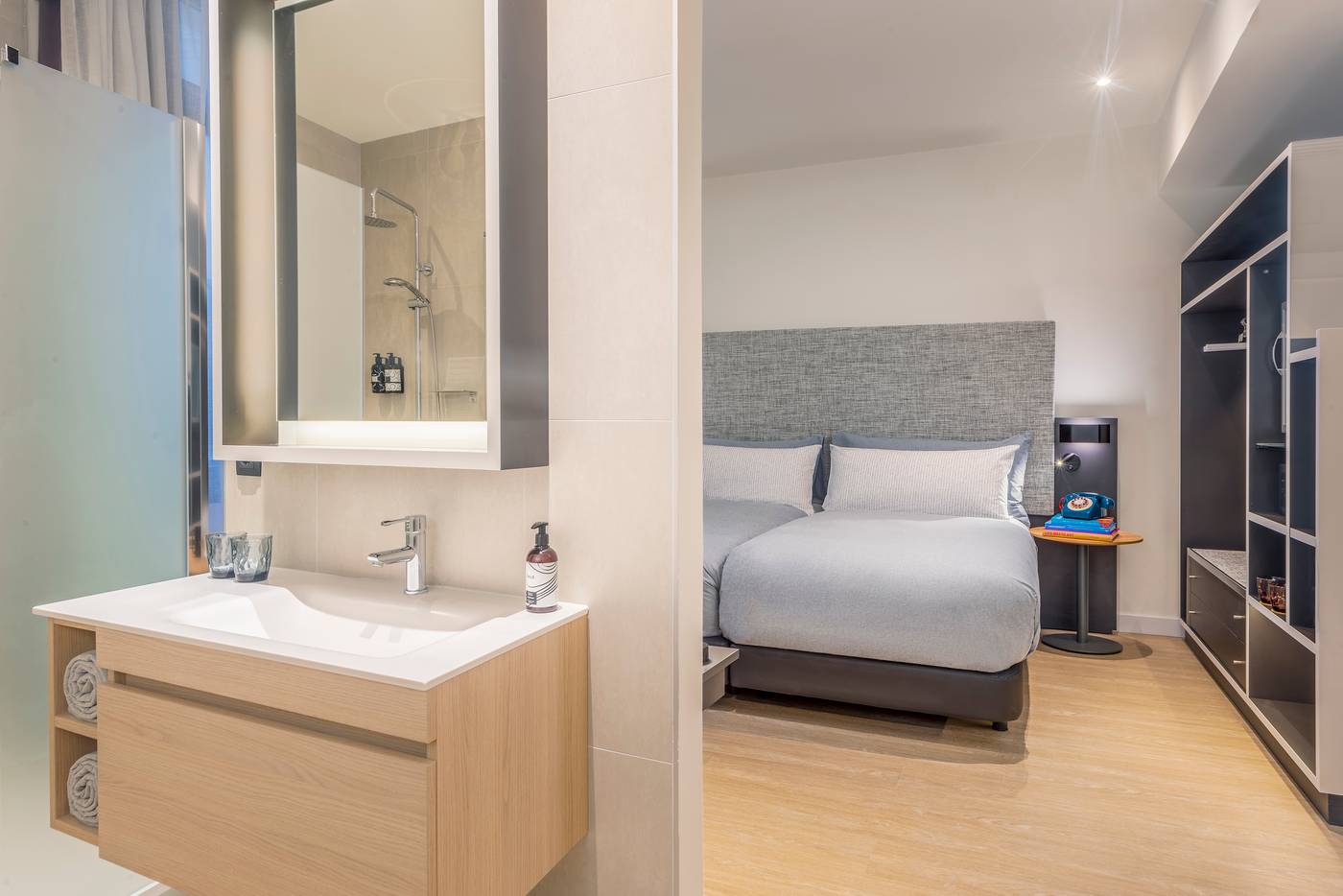 TRYP-Madrid-Cibeles-Hotel-Room-42