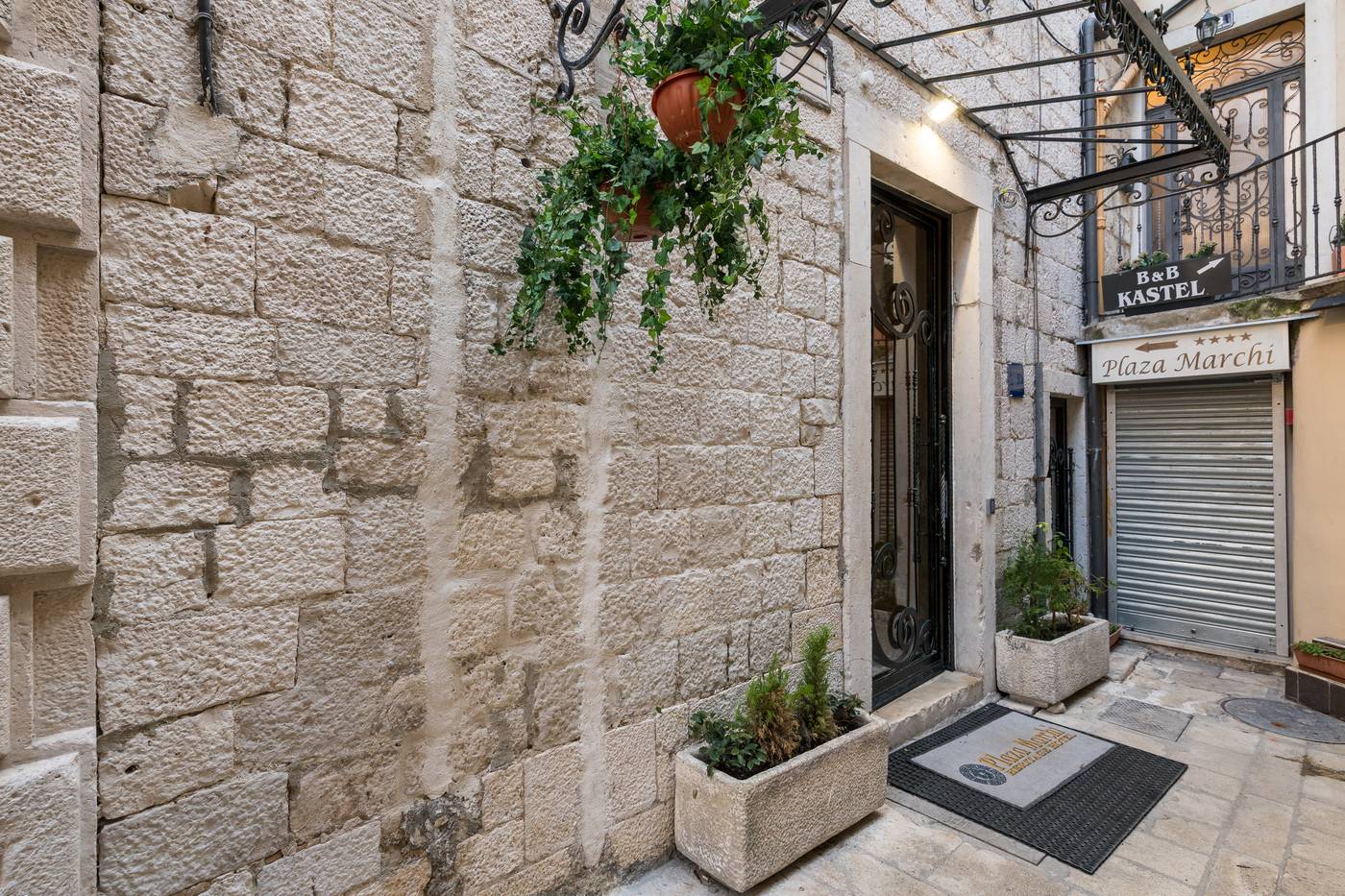 Plaza Marchi Old Town - Quaint & Elegant Hotels-Croatia-Split-General view-6