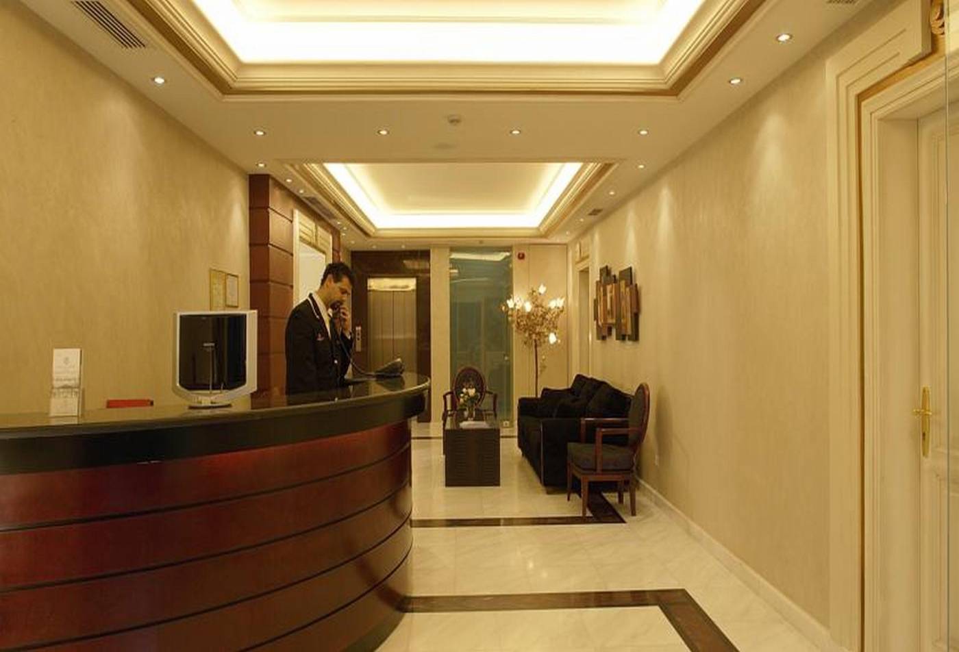 Theoxenia-House-Lobby-10