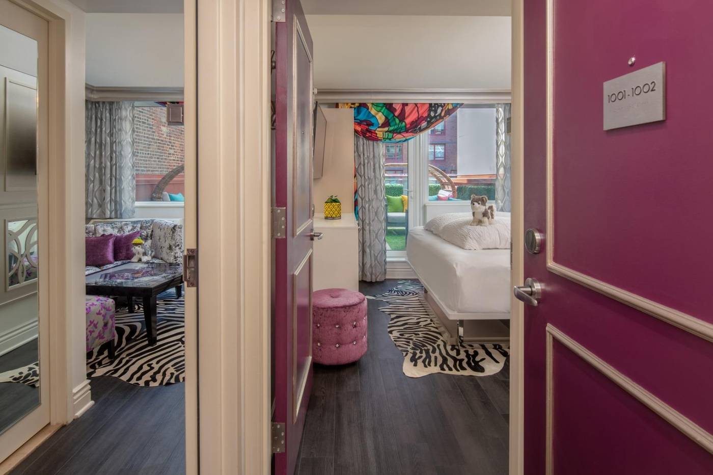 Staypineapple--An-Artful-Hotel--Midtown-New-York-Room-16