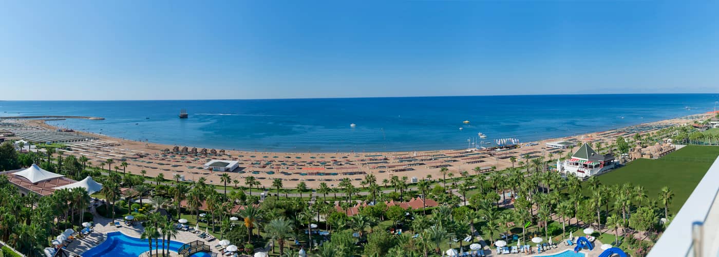 Kamelya-Aishen-K-Club-Beach-63