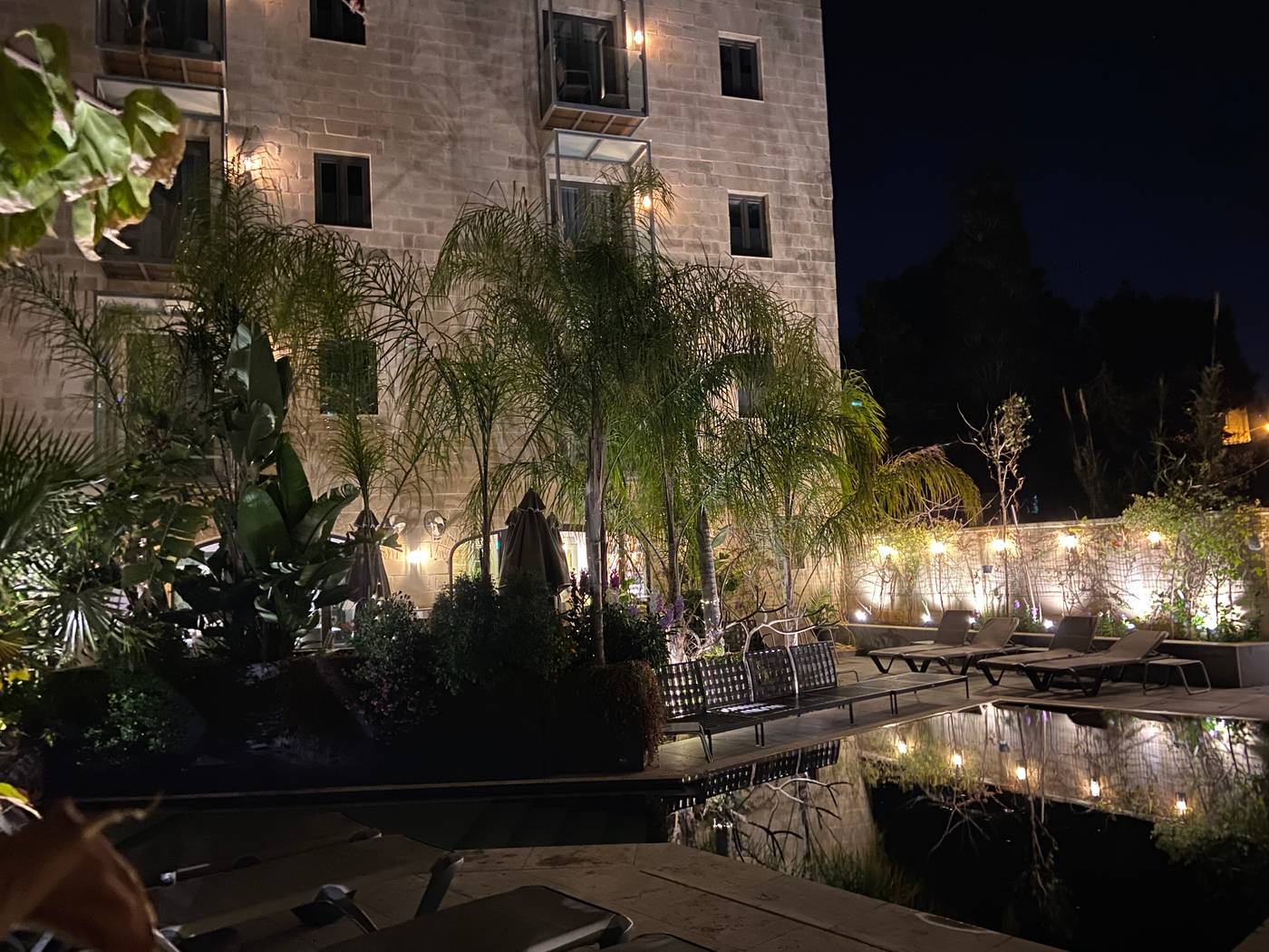 The-Village-Boutique---Spa-Pool-5