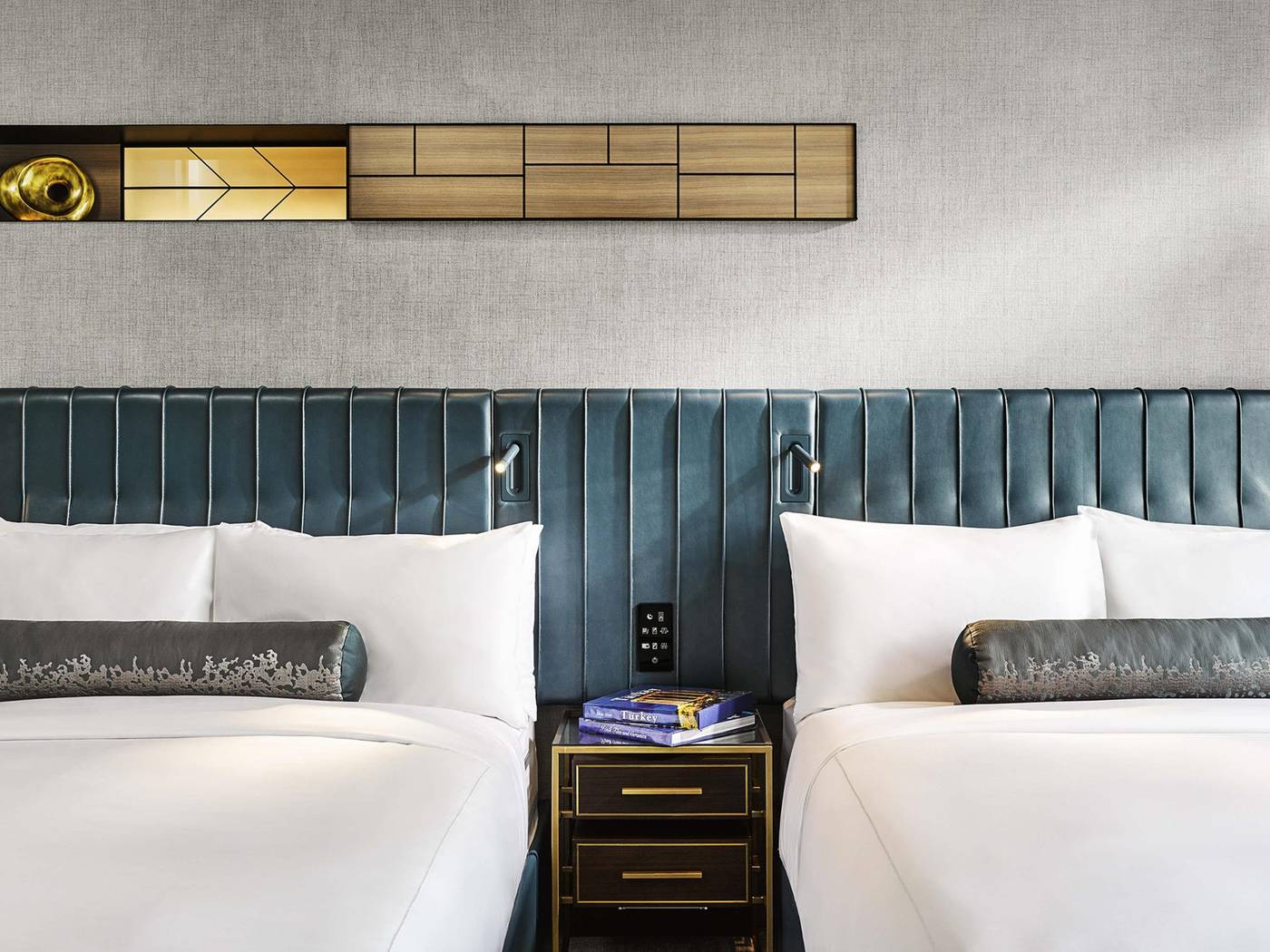 Fairmont-Quasar-Istanbul-Room-43