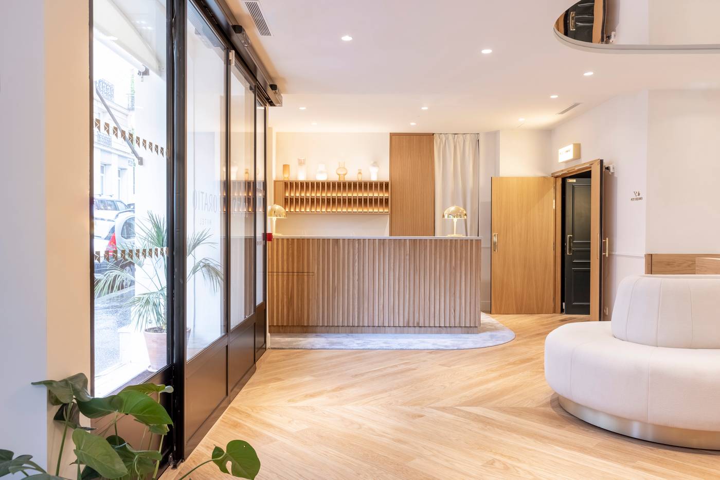 Hotel-Oratio-Lobby-13