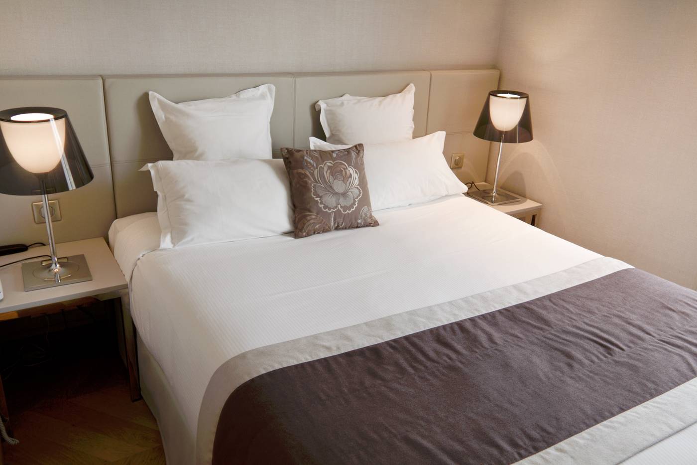 Tourisme-Avenue-Room-22