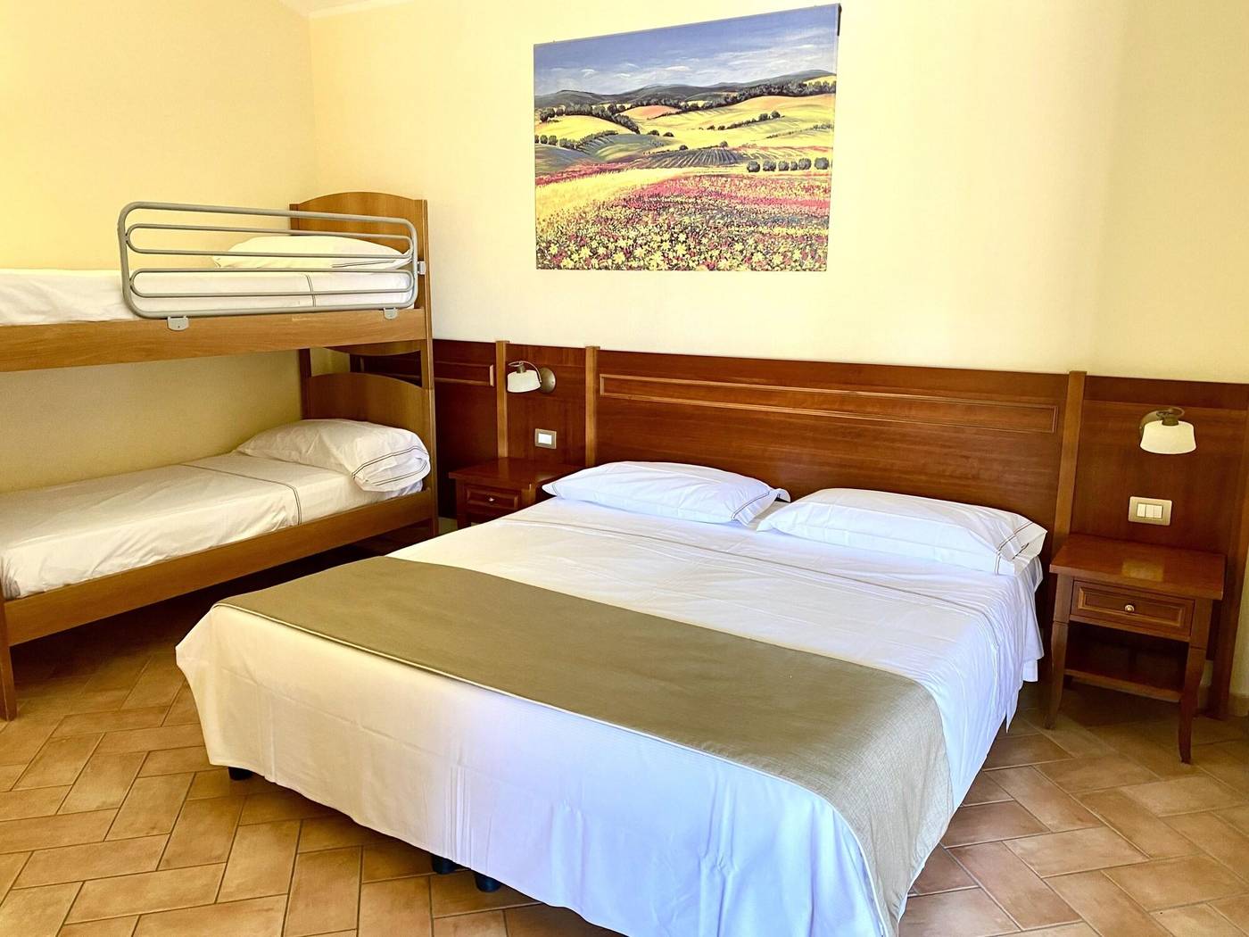 Hotel-Le-Querciolaie-dei-Ricci-Room-8