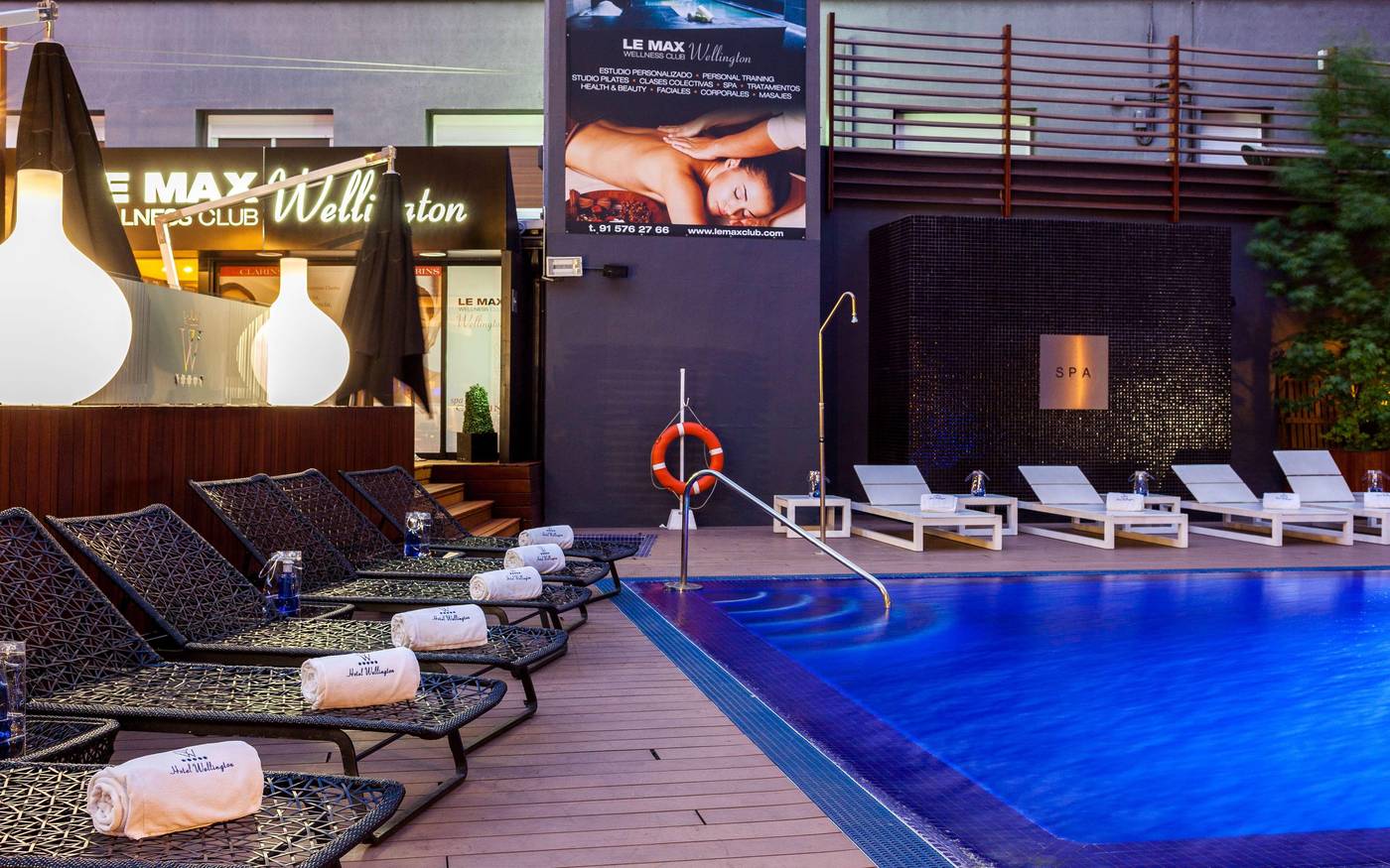 Hotel-Wellington-Madrid-Pool-96