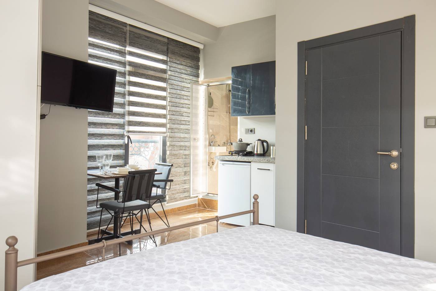 Beyoglu-Huzur-Suites-Room-3