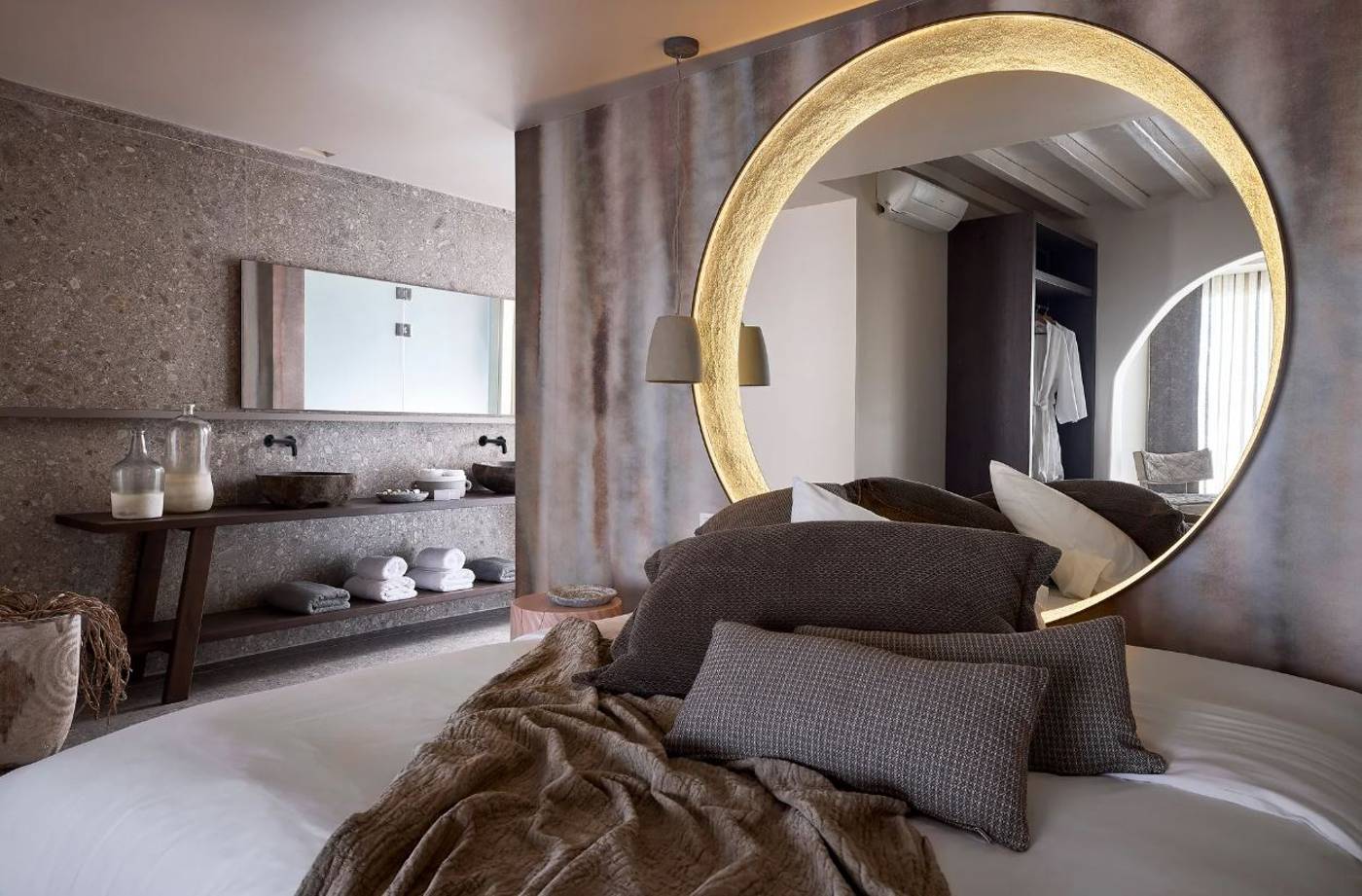 Amazon-Mykonos-Resort---Spa-Room-34