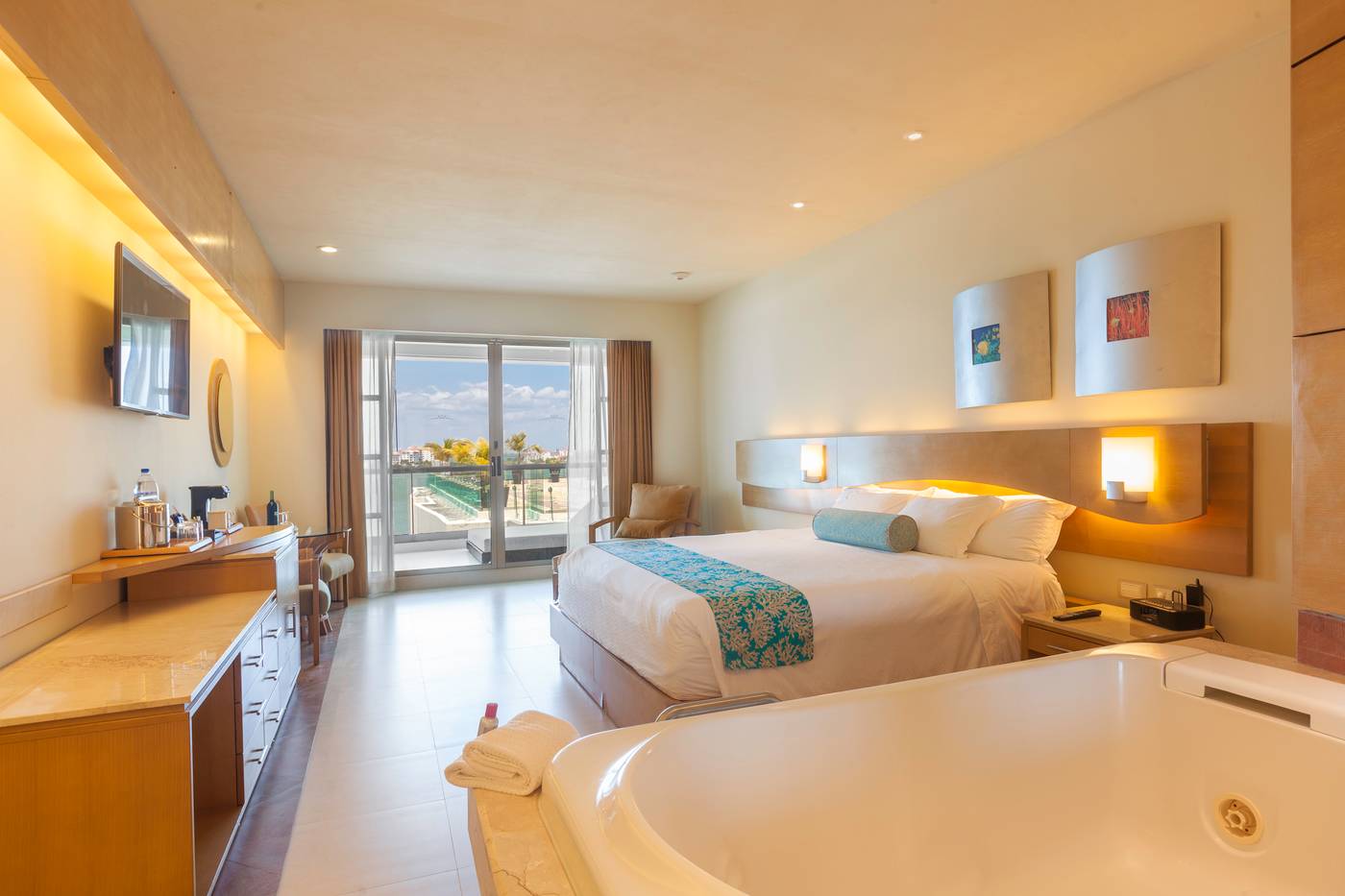 Beach-Palace-Room-19