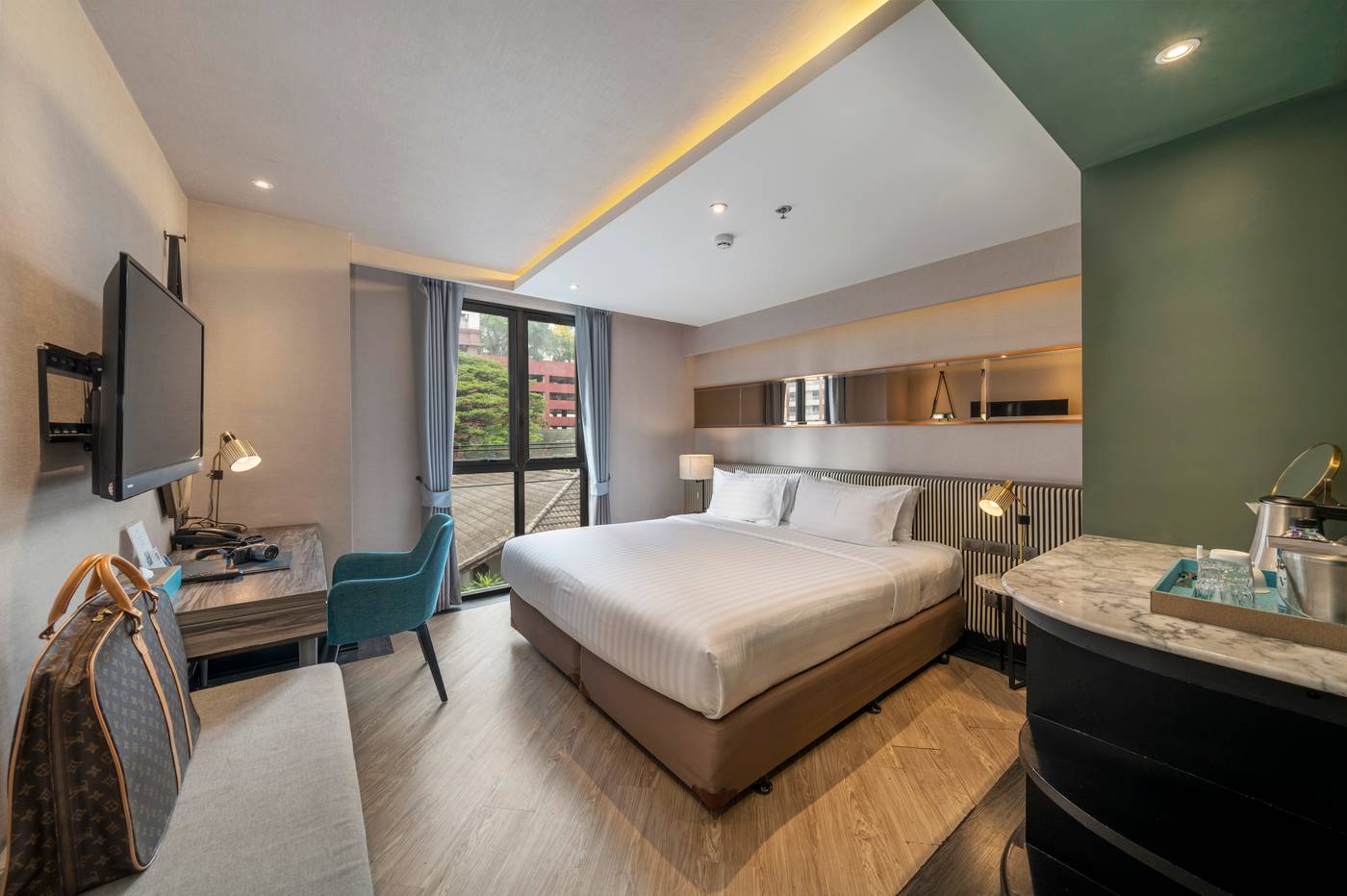 Vince-Hotel-Pratunam-Room-6