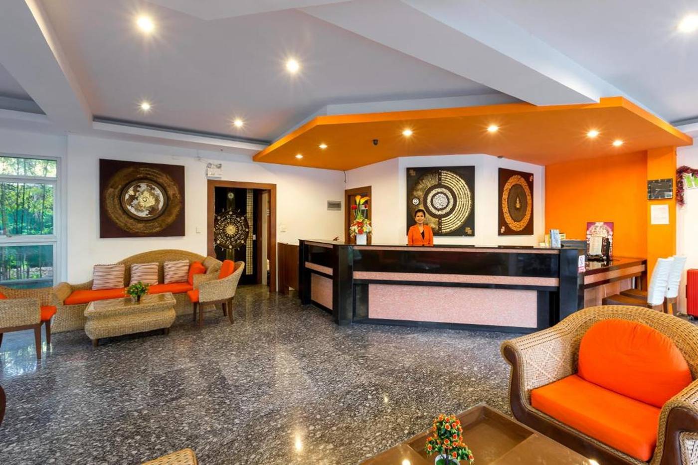 Phuket-Sea-Resort-SHA-by-ZUZU-Lobby-46