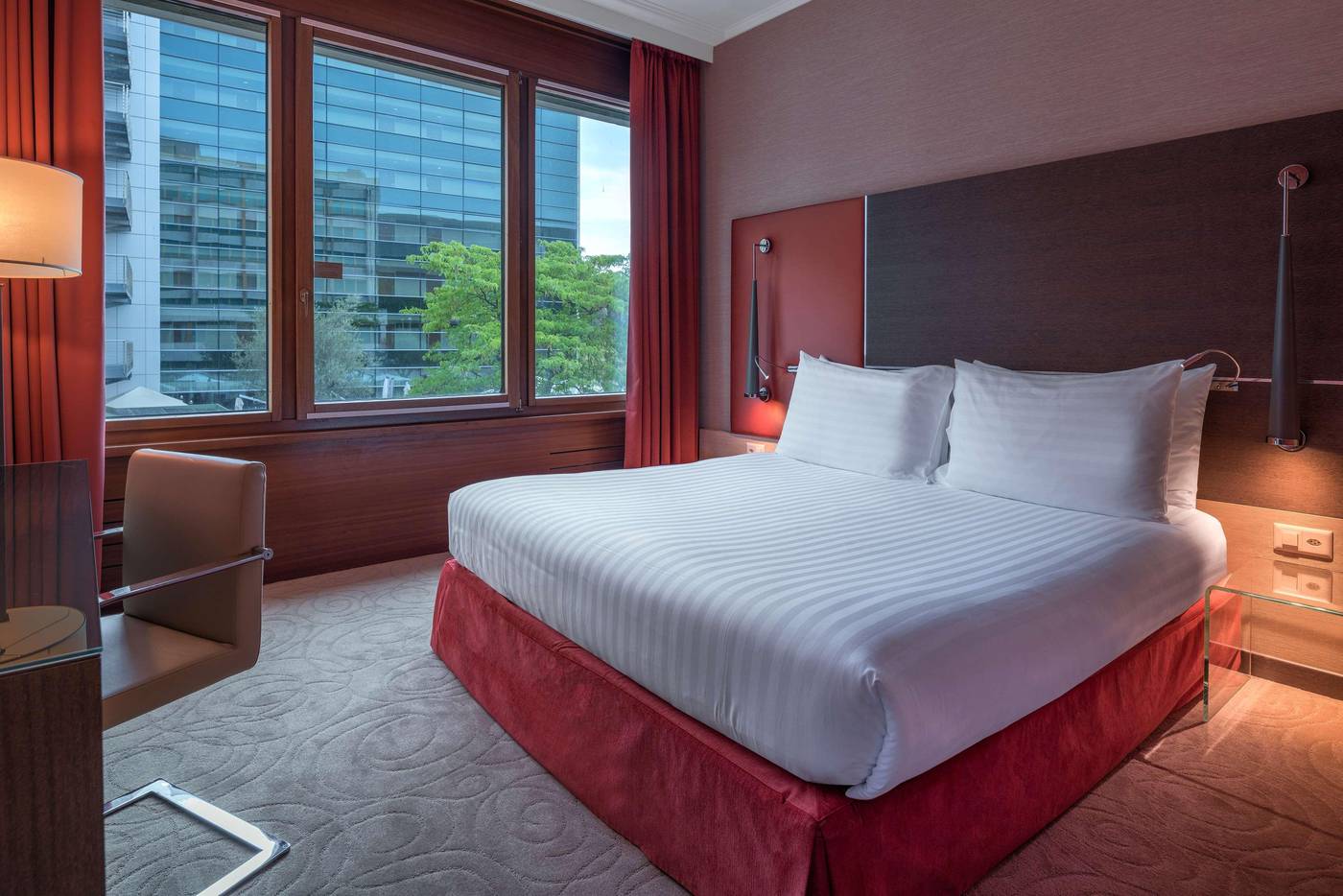 Hilton-Geneva-Hotel---Conference-Centre-Room-11