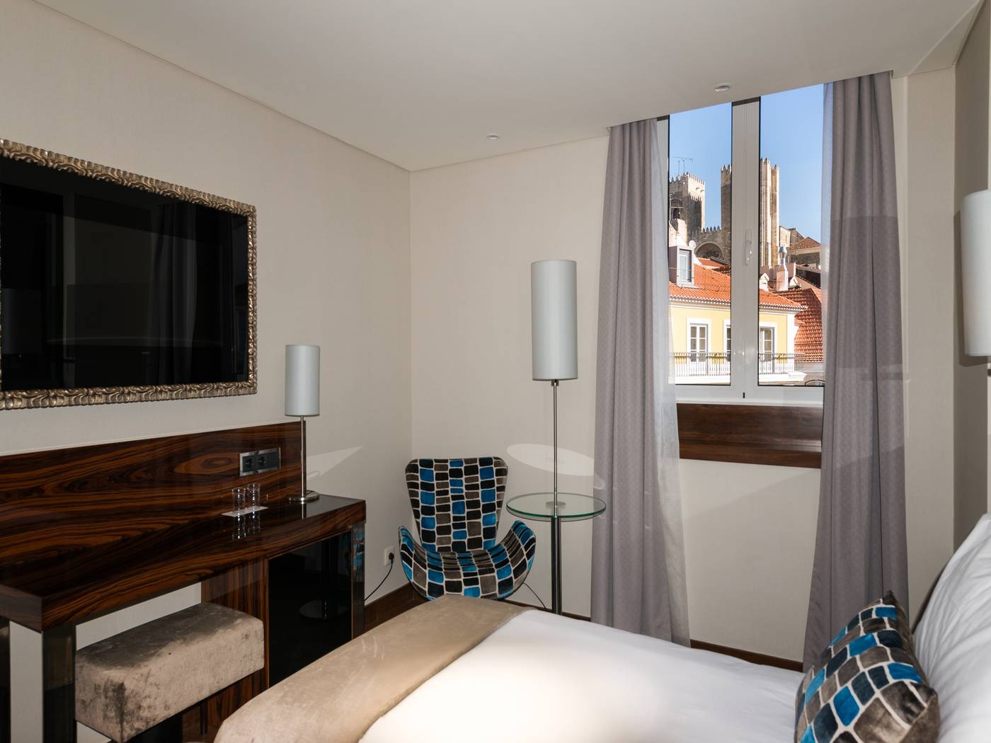 TURIM-Terreiro-do-Paco-Hotel-Room-5