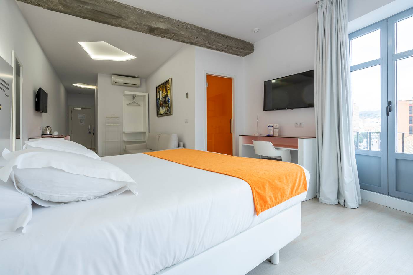 Atarazanas-Malaga-Boutique-Hotel-Room-9