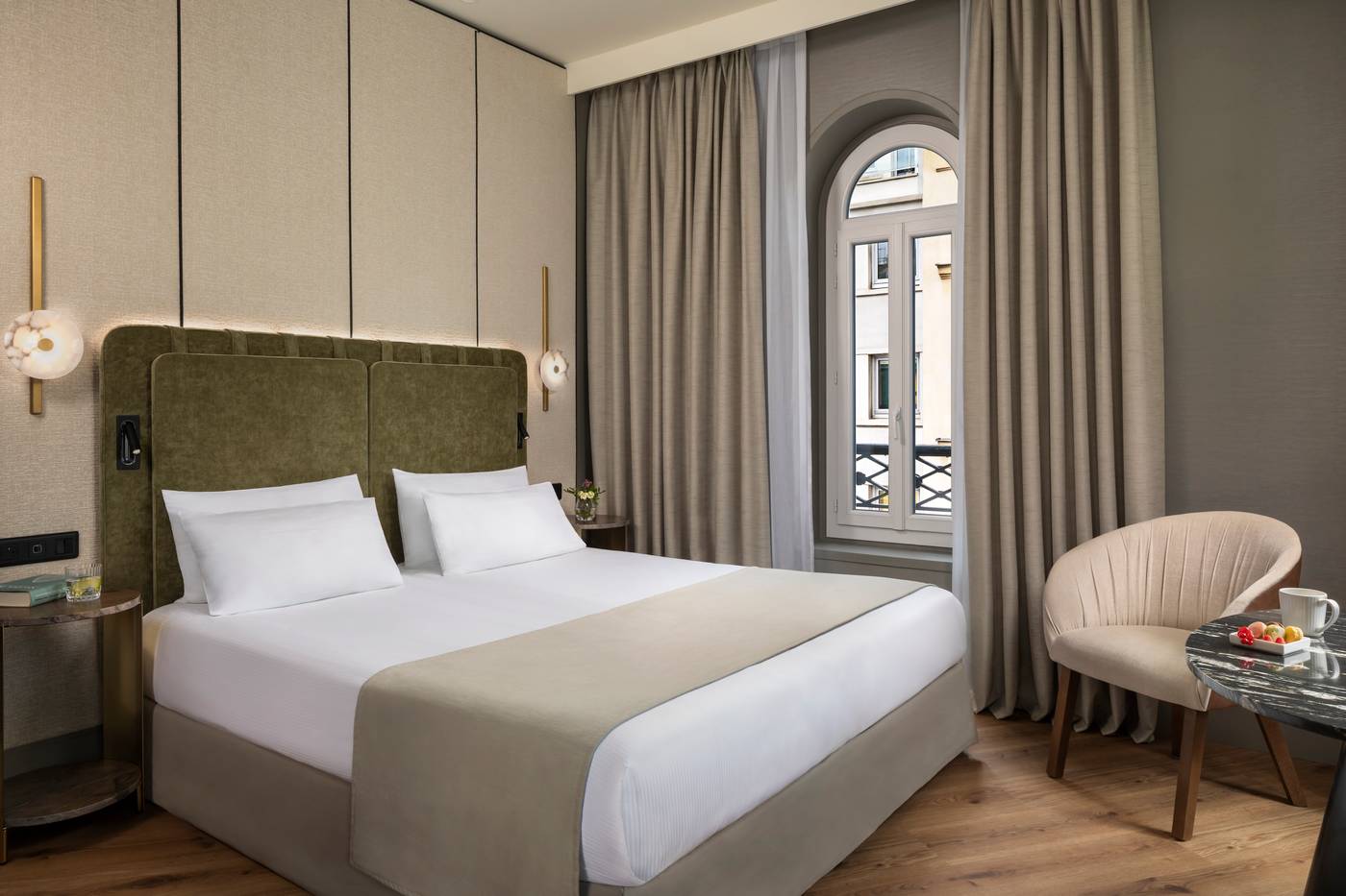 NH-Paris-Champs-Elysees-Room-11