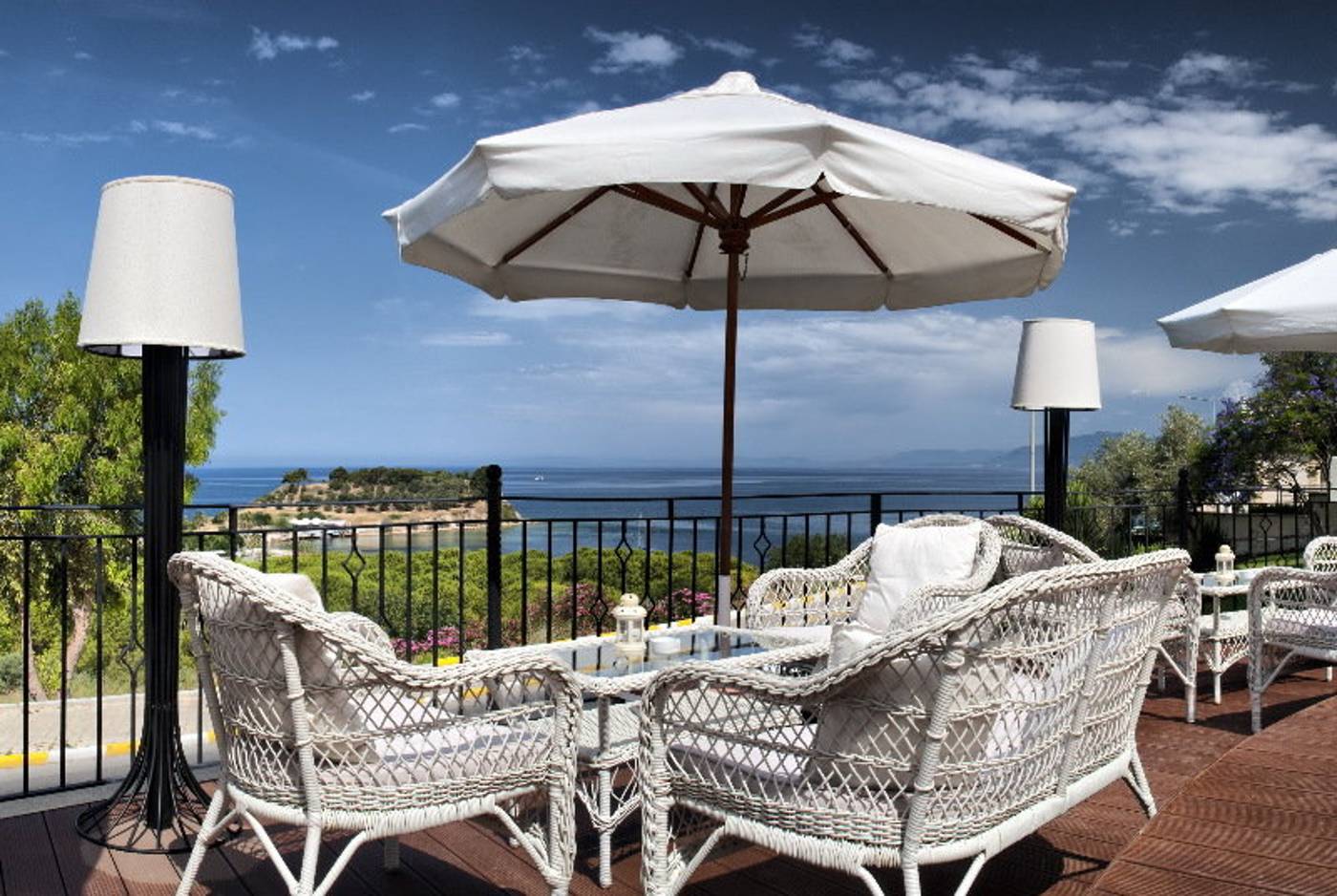 Carina-Hotel-Terrace-14