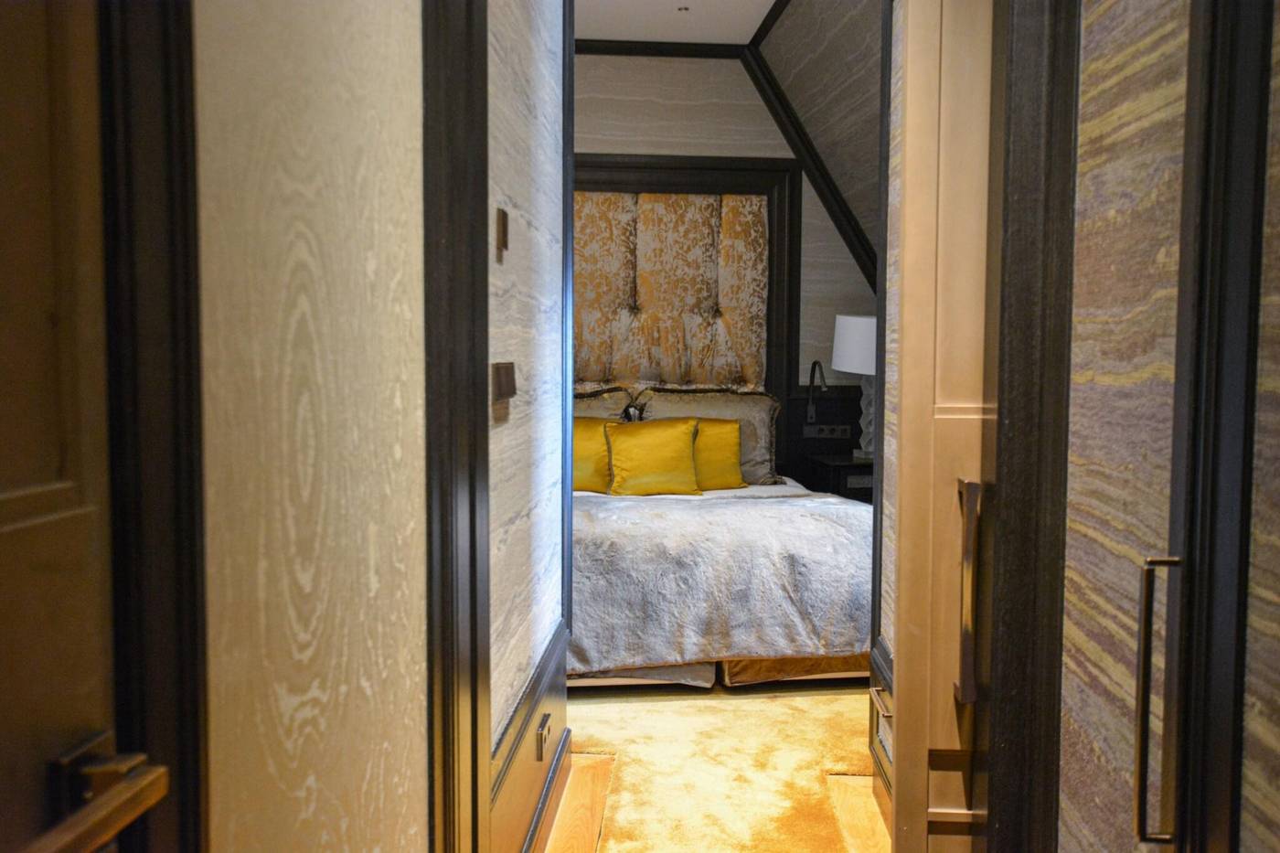 Hotel-Twentyseven-Room-43