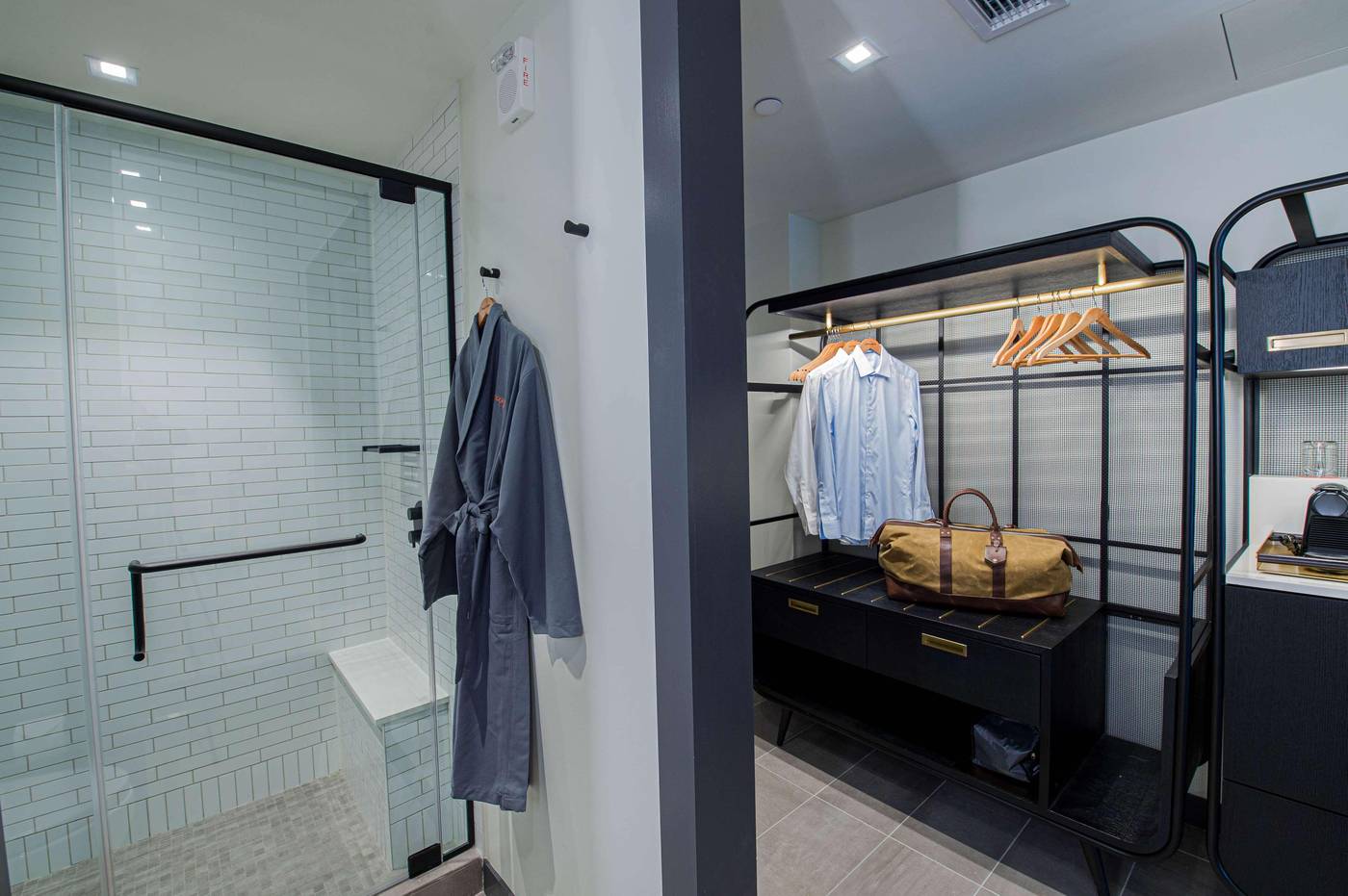 Canopy-by-Hilton-Jersey-City-Arts-District-Room-43