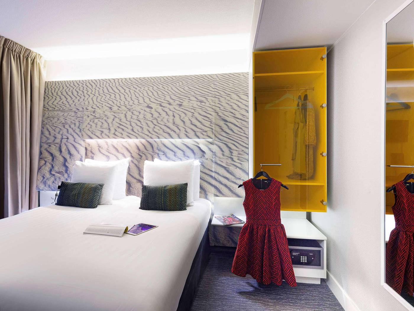 ibis-Styles-Amsterdam-Central-Station-Room-32