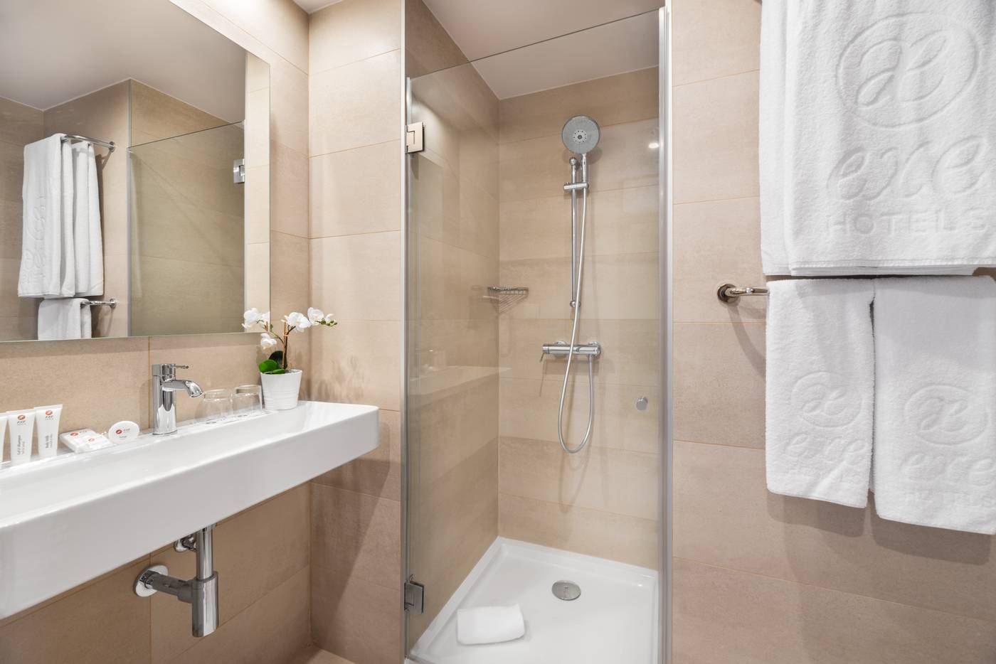 Exe-Saldanha-Room-43