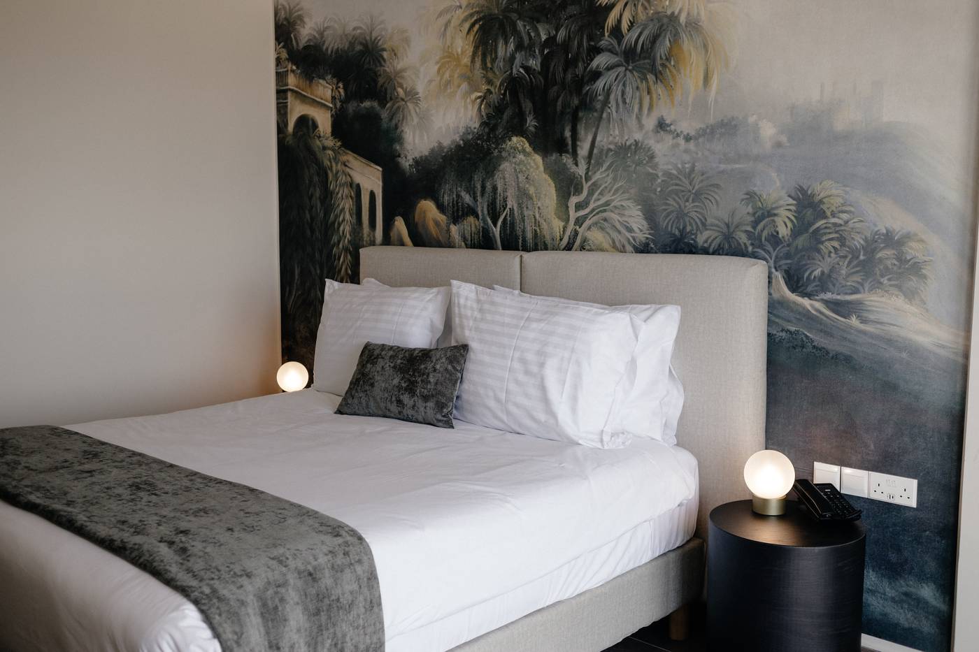 Cali-Resort---Spa-by-Louis-Hotels-Room-29