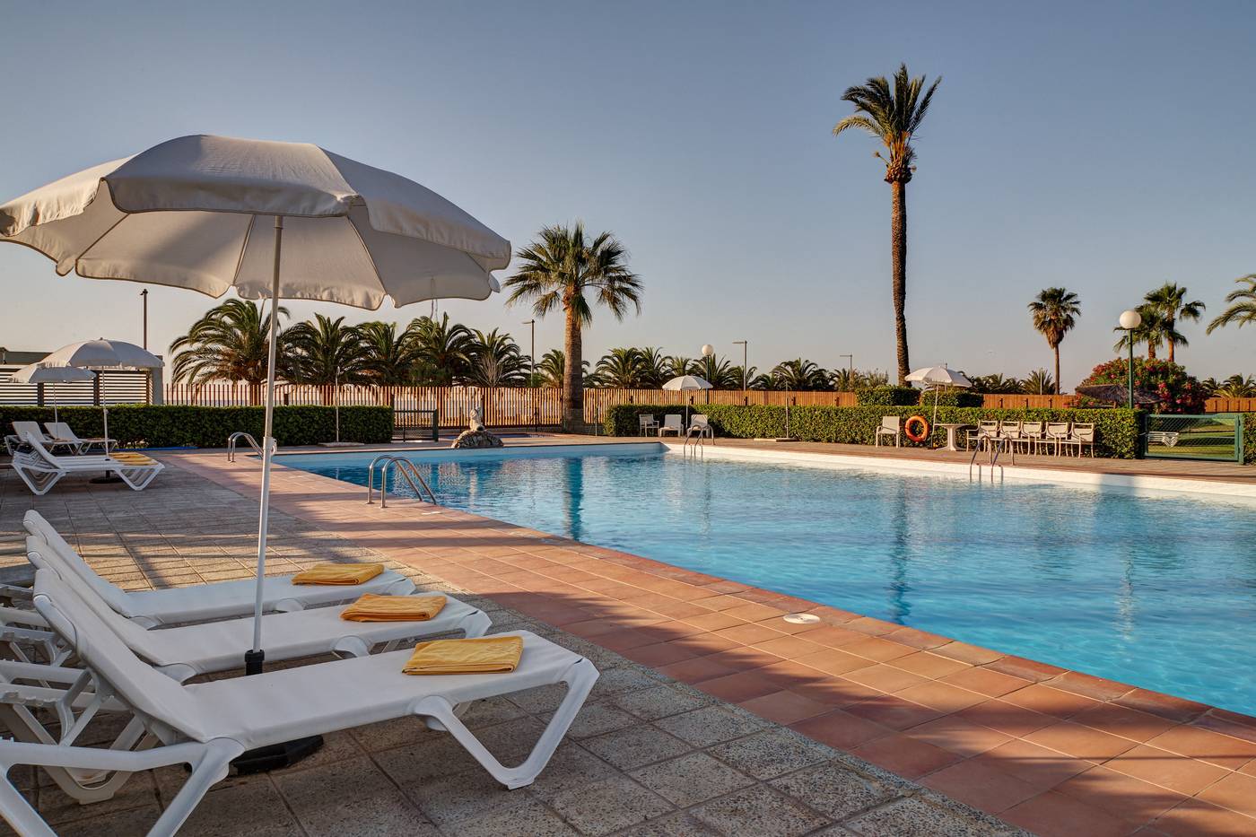 Parador-de-Benicarlo-Pool-10