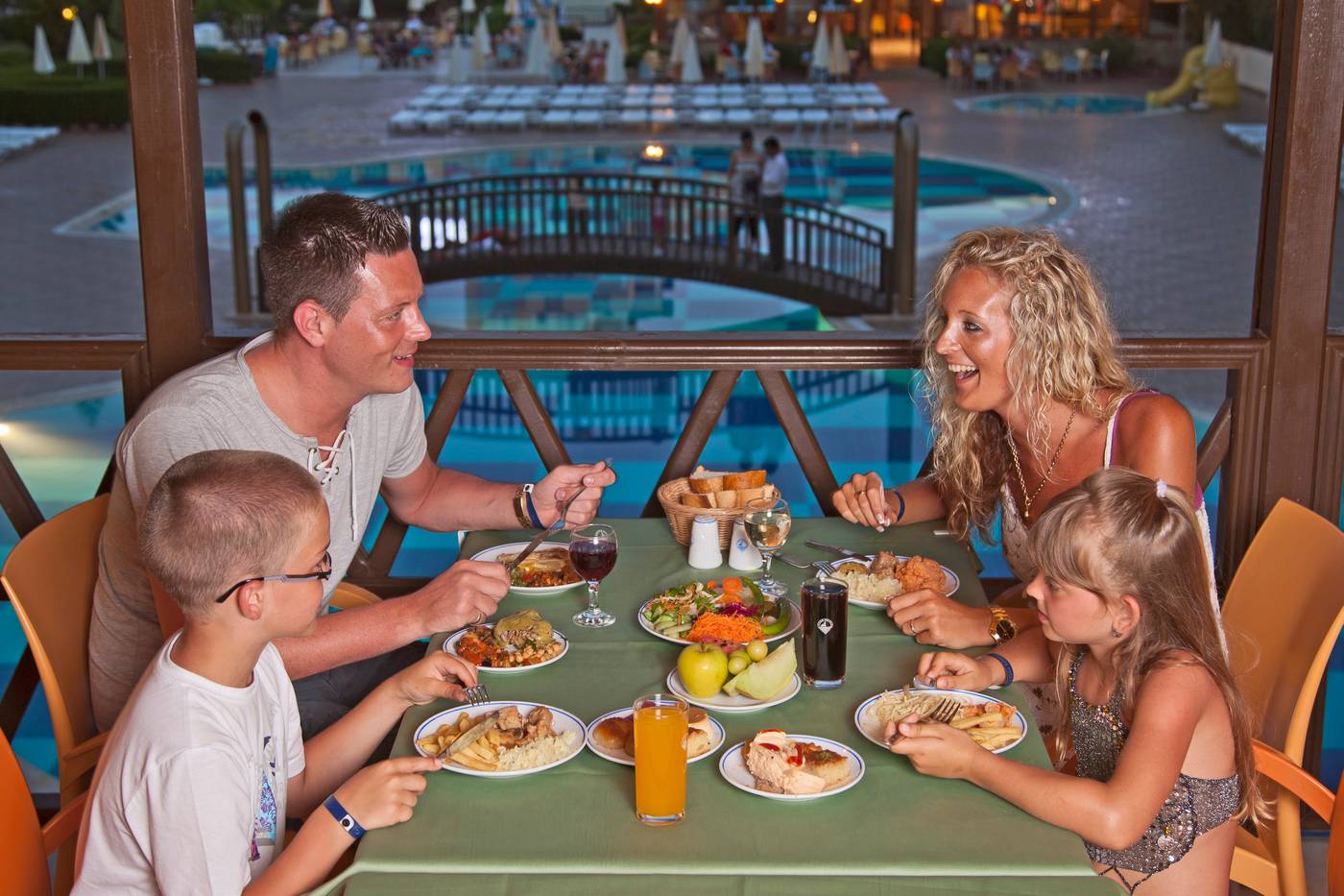 Titan-Garden-Hotel-Terrace-9