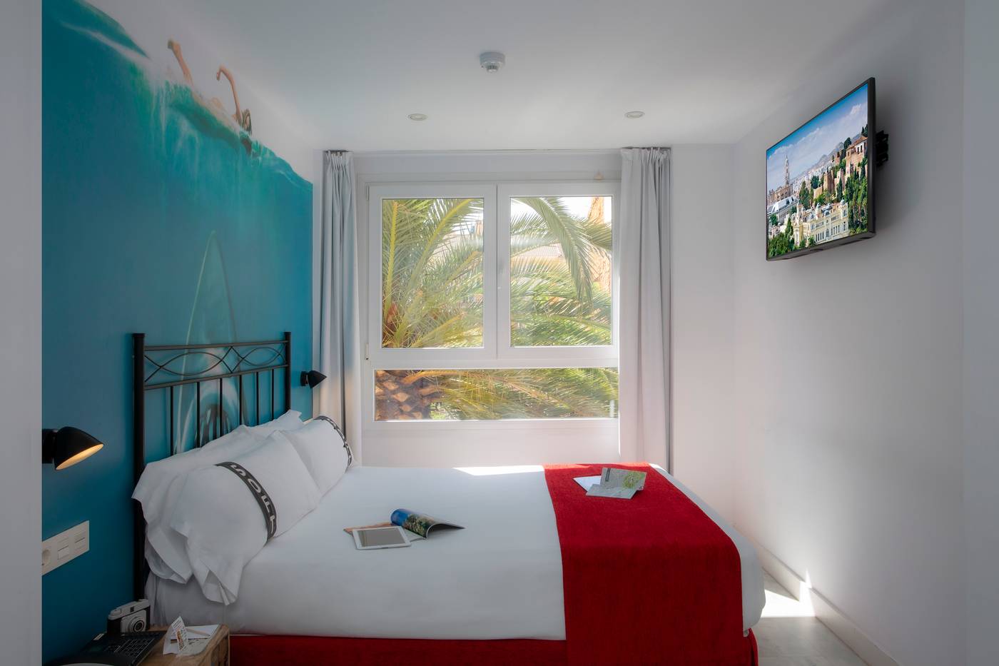 Casual-del-Mar-Malaga-Room-8