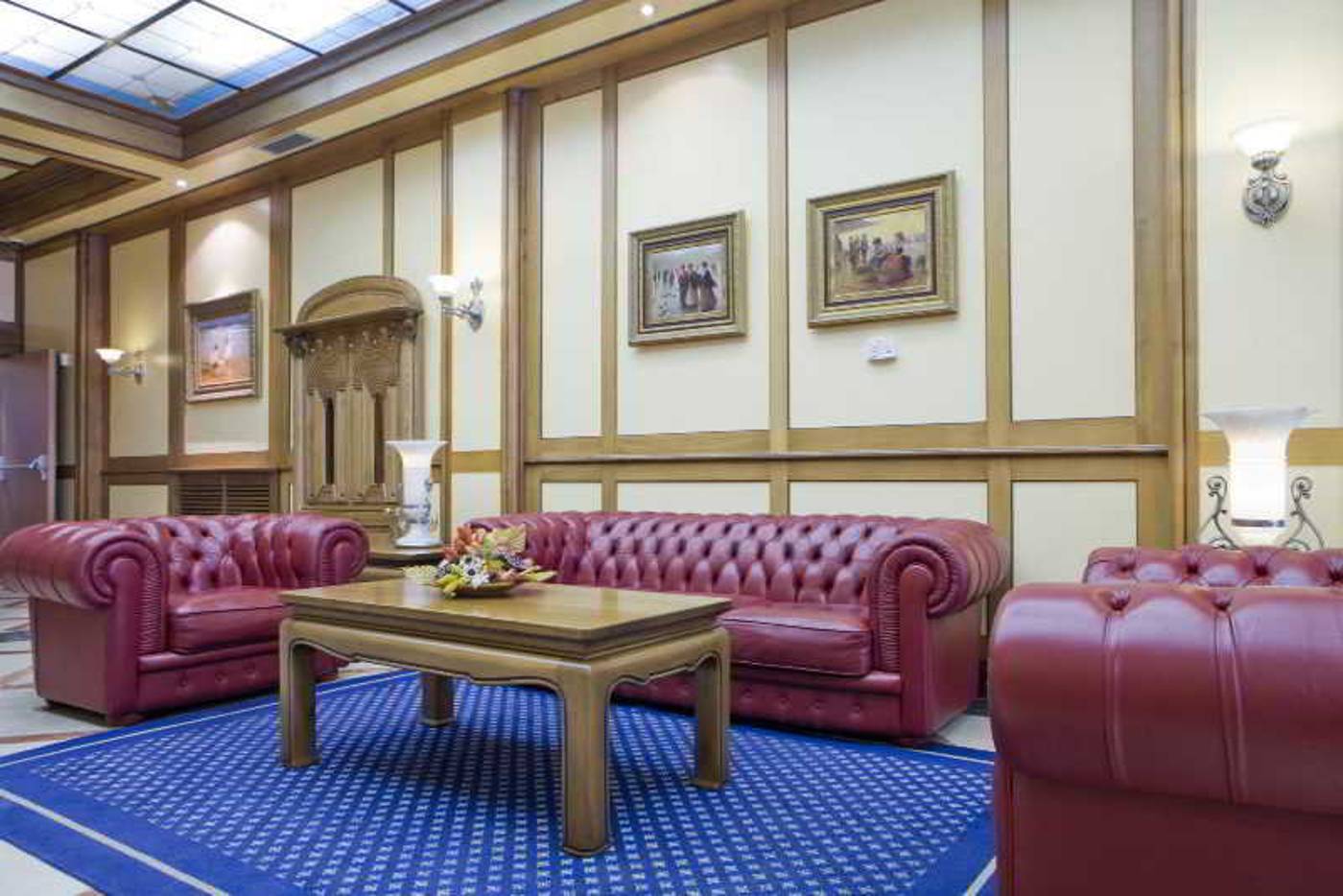 II-Castillas-Madrid-Lobby-1