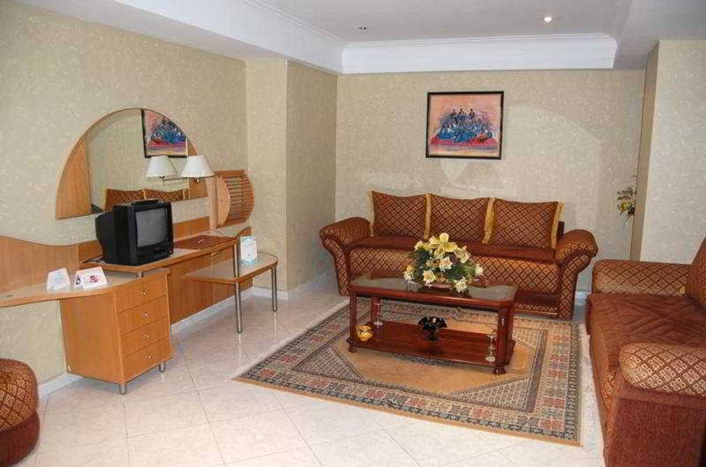 Mounia-Morocco-FEZ-Room-10