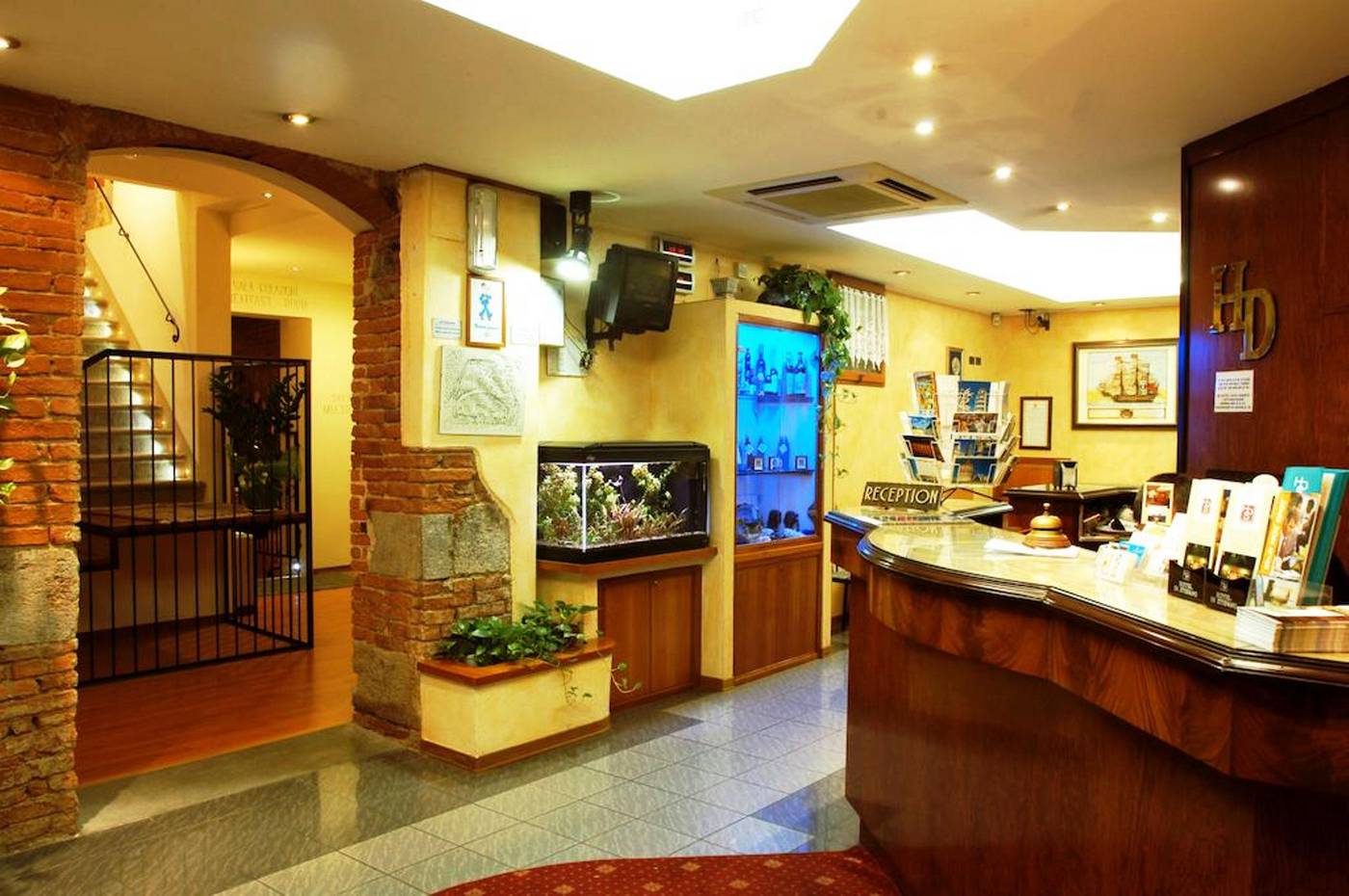 Di Stefano-Italy-PISA-Lobby-3