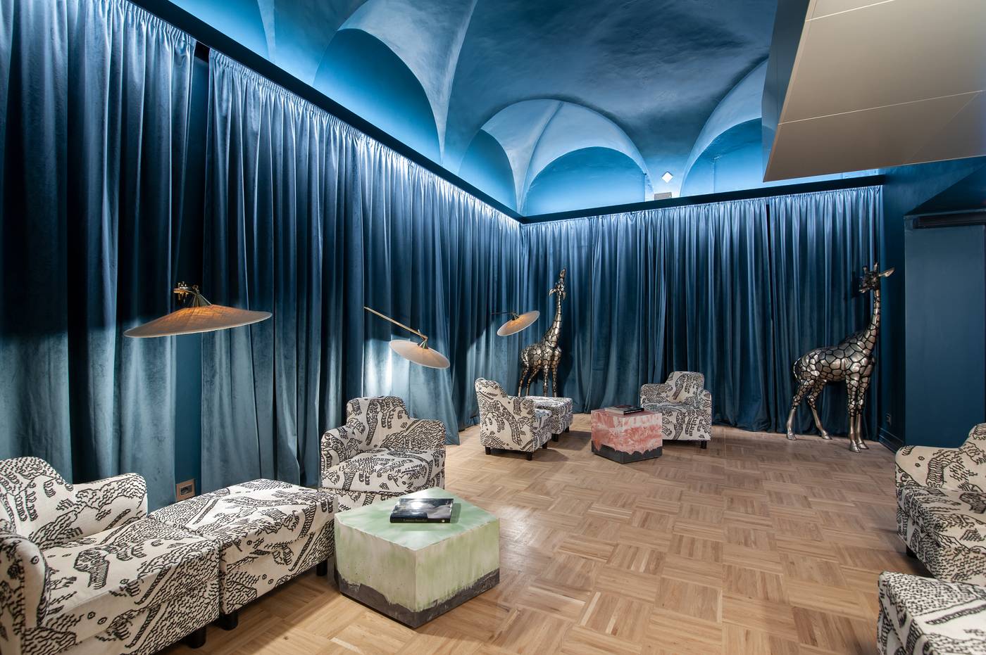 Hotel-Number-Nine-Lobby-77