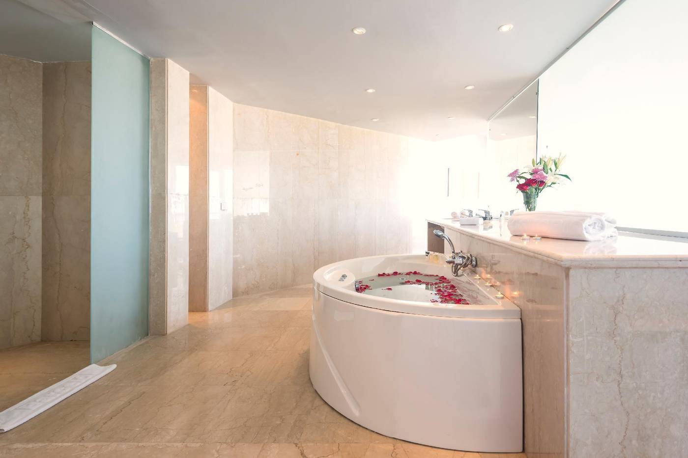 Barcelo-Tiran-Sharm-Resort-Room-42