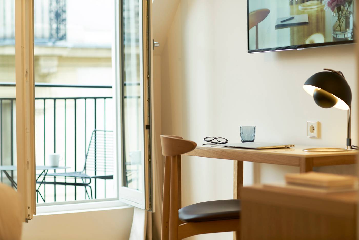 9hotel-Republique-Room-6