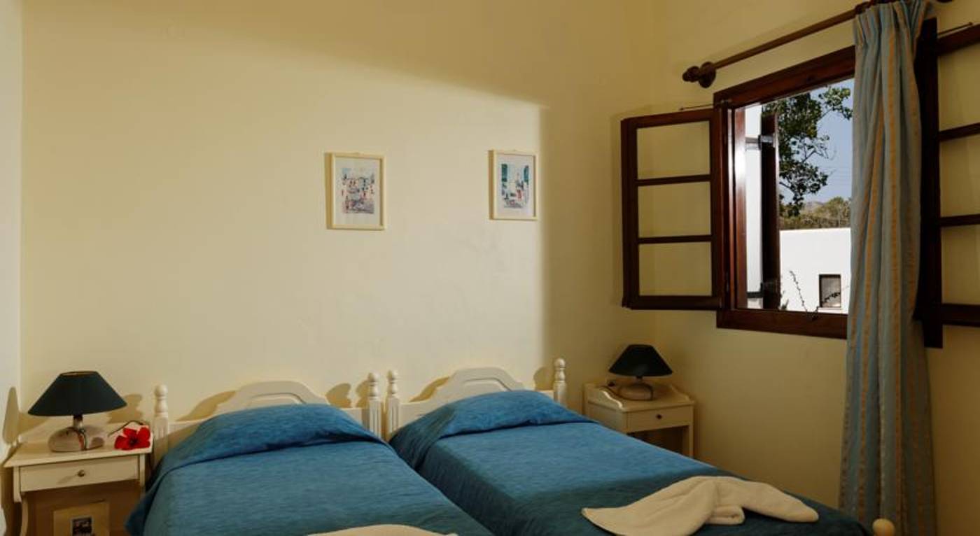 Alianthos Suites in