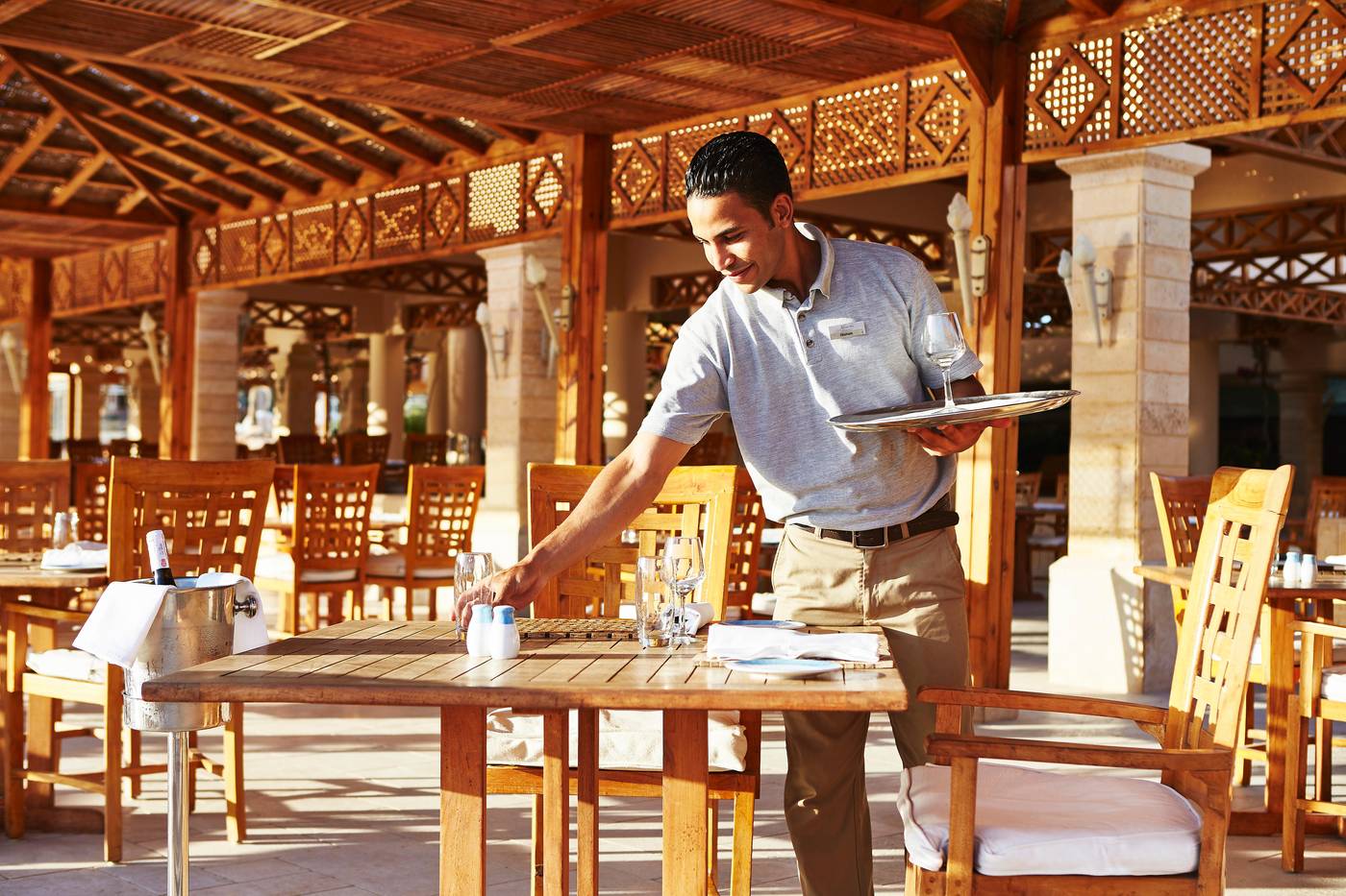 Kempinski-Hotel-Soma-Bay-Restaurant-20