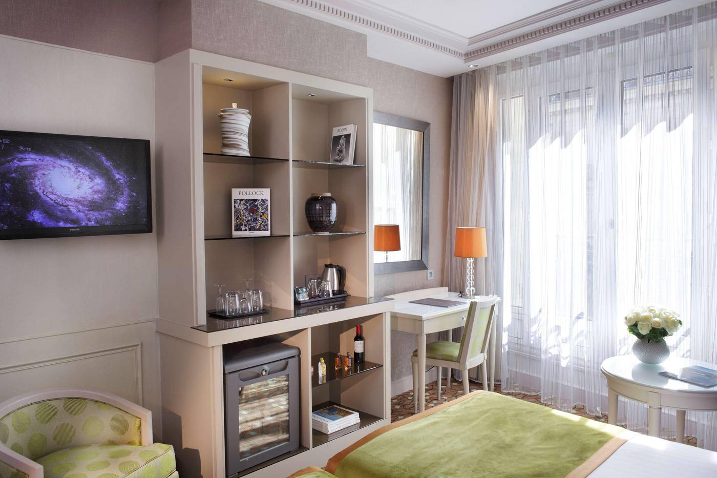 Rochester-Champs-Elysees-Room-45