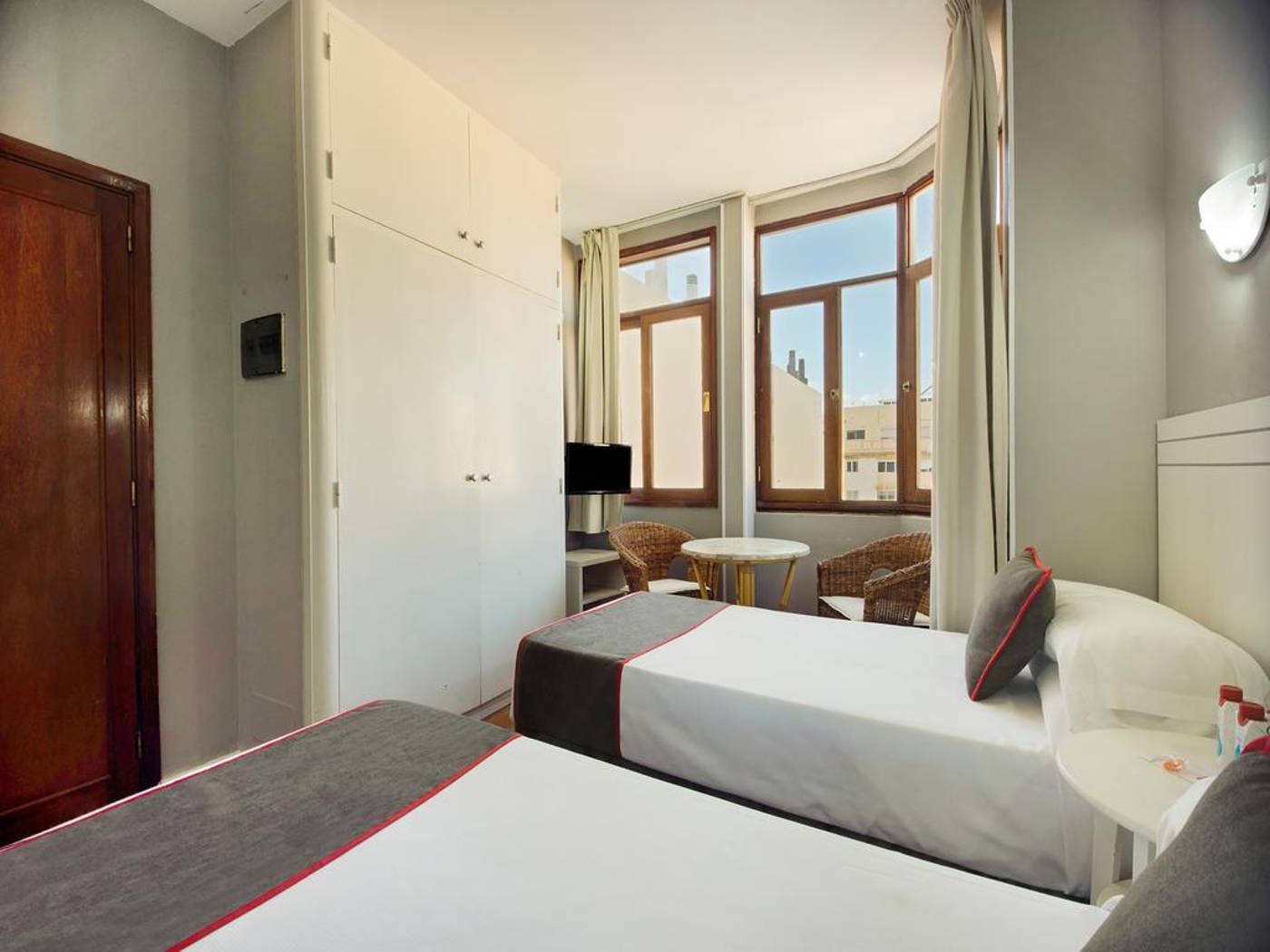 Miami-Las-Palmas-Room-10