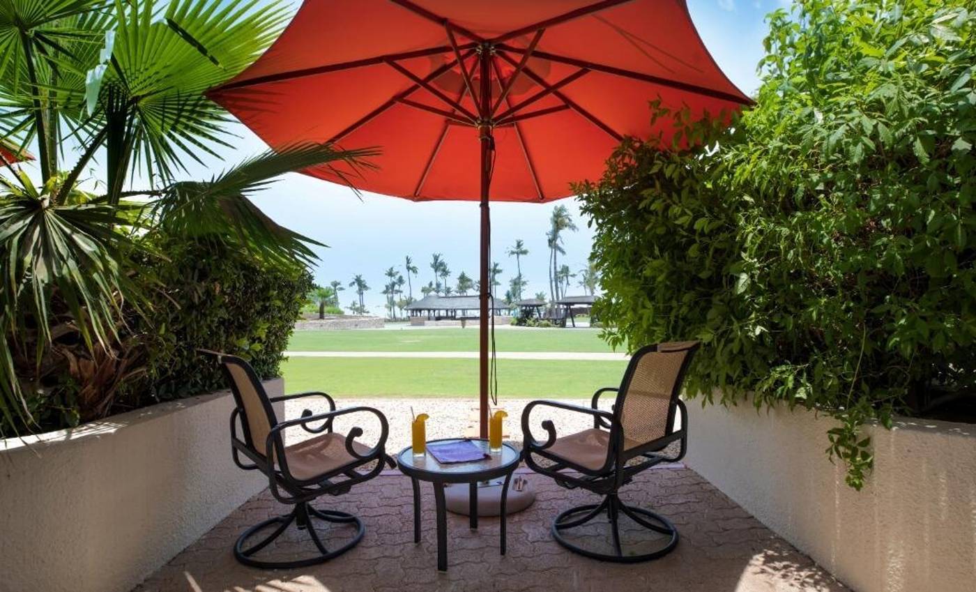 JA-Beach-Hotel-Room-10